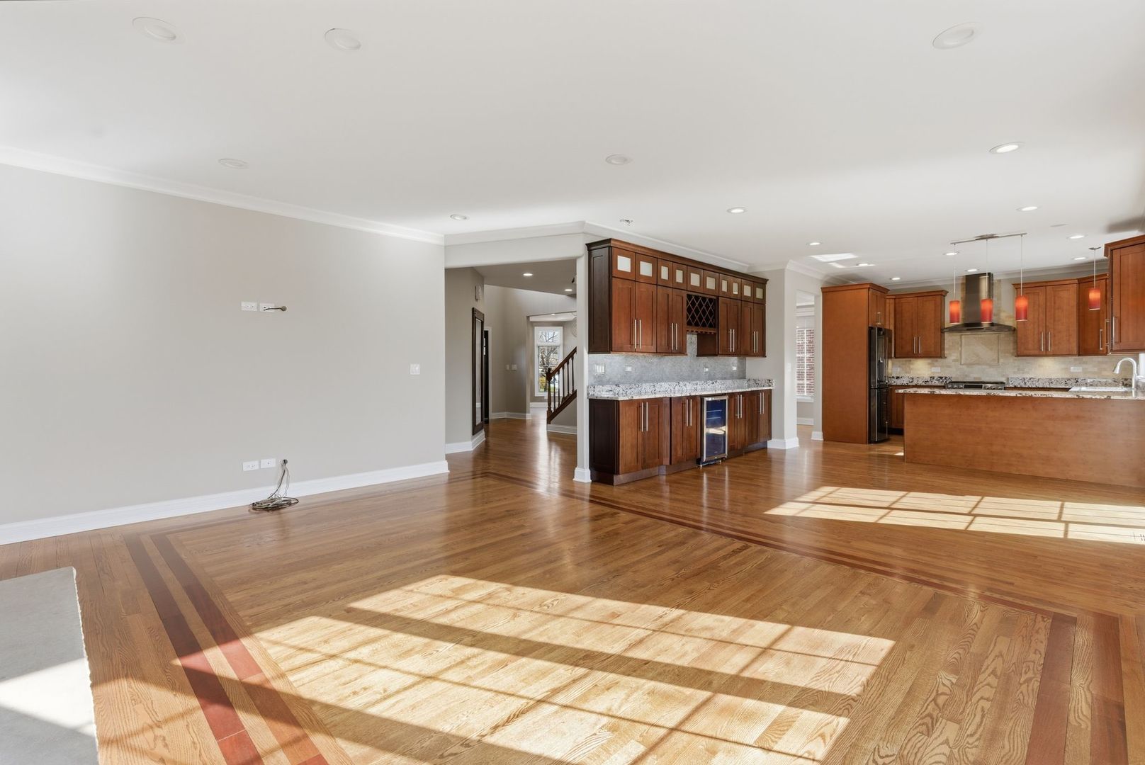 8242 Latrobe Avenue, Burbank, IL 60459