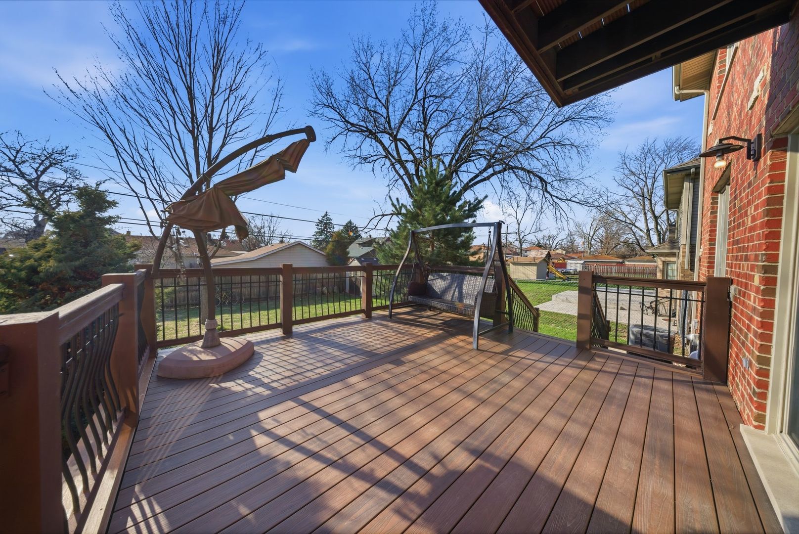 8242 Latrobe Avenue, Burbank, IL 60459