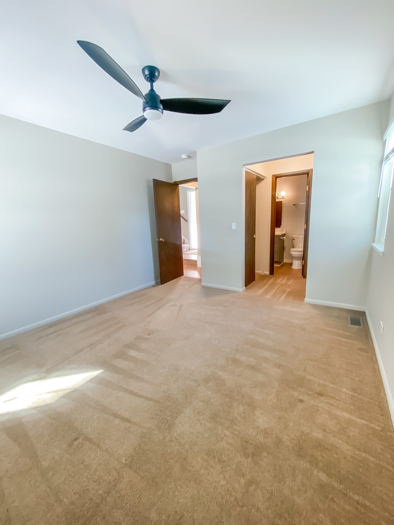 643 Wilbur Court, Gurnee, IL 60031