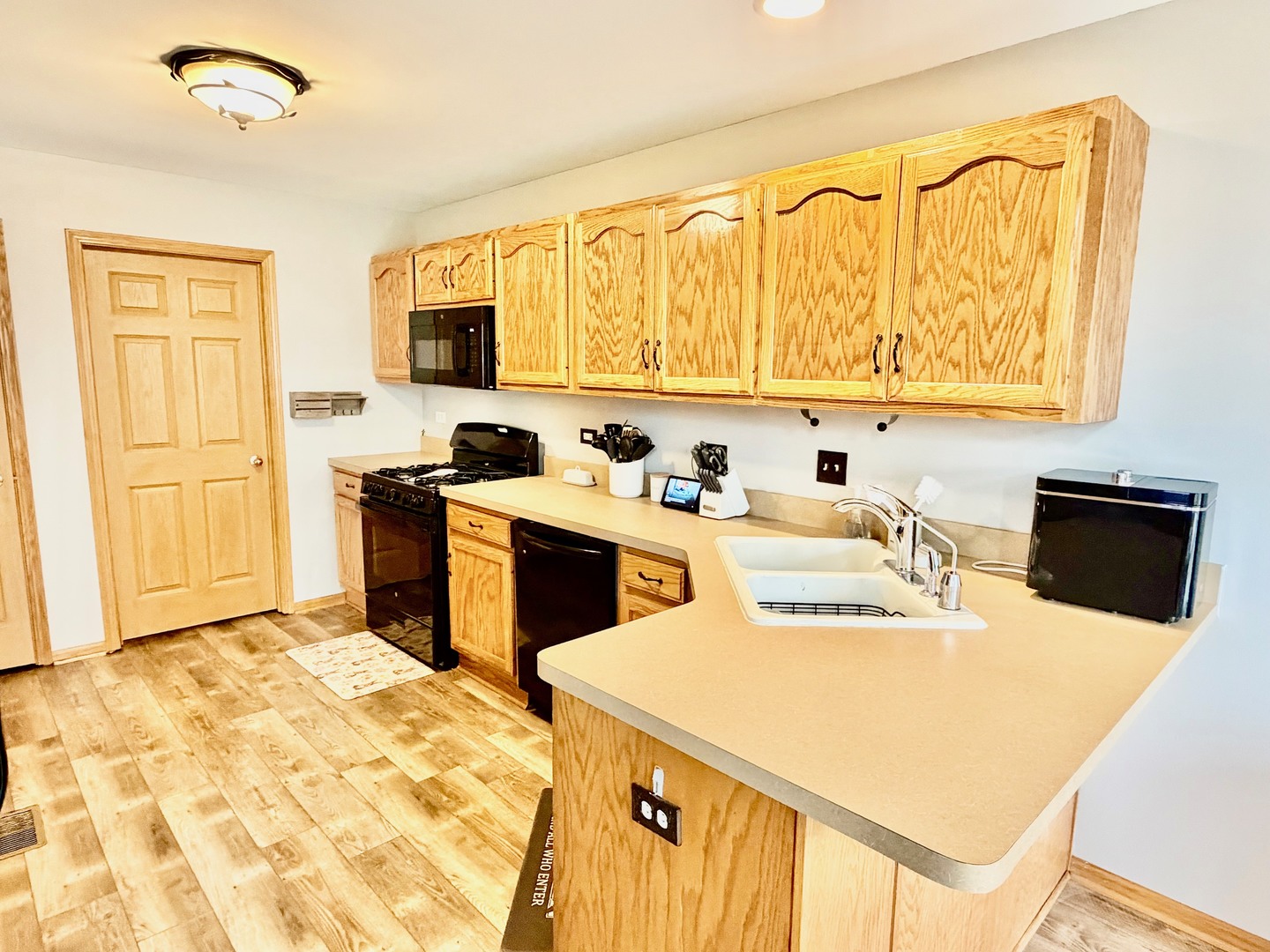 8300 Auburn Lane, Frankfort, IL 60423