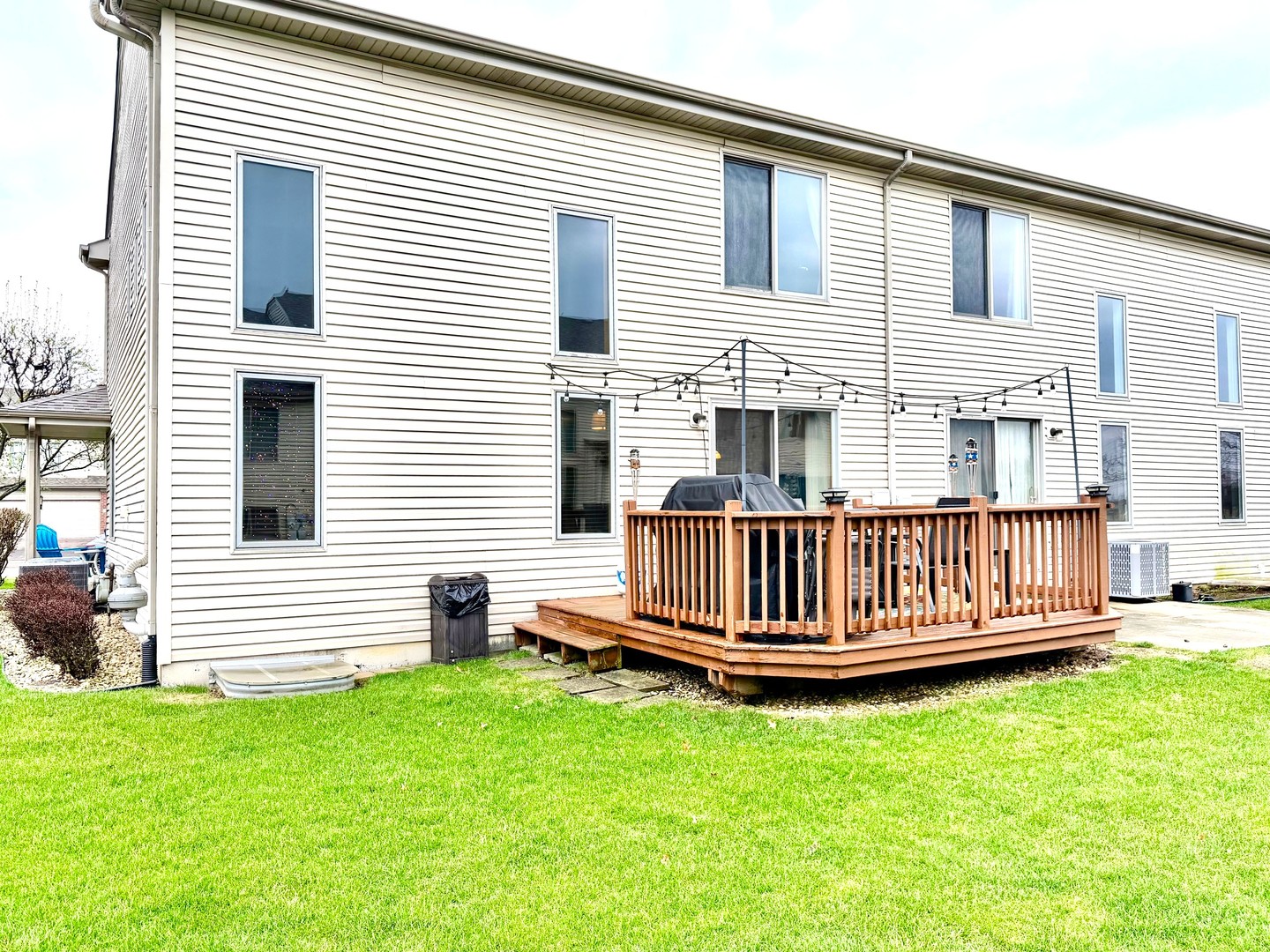 8300 Auburn Lane, Frankfort, IL 60423