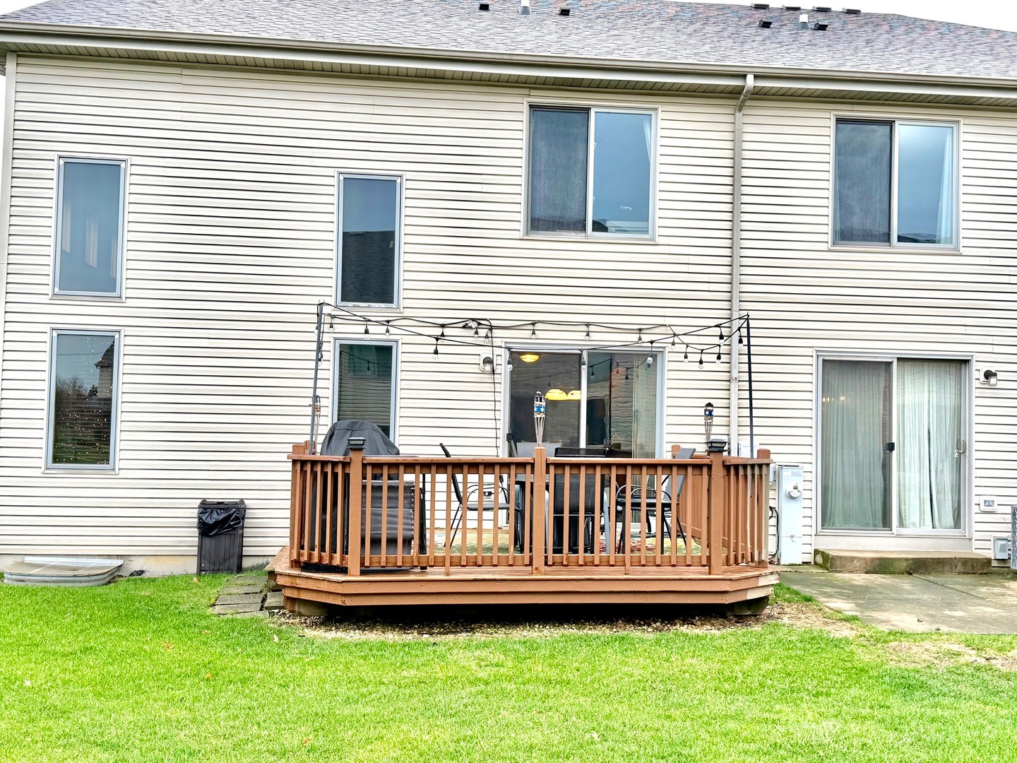 8300 Auburn Lane, Frankfort, IL 60423