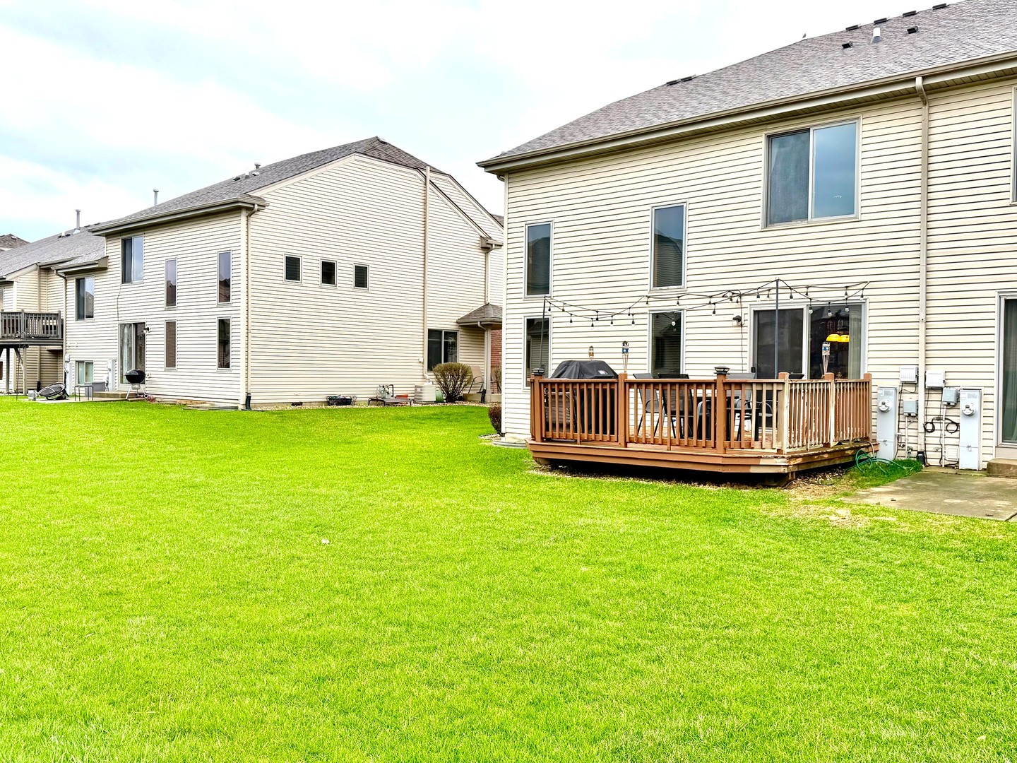 8300 Auburn Lane, Frankfort, IL 60423