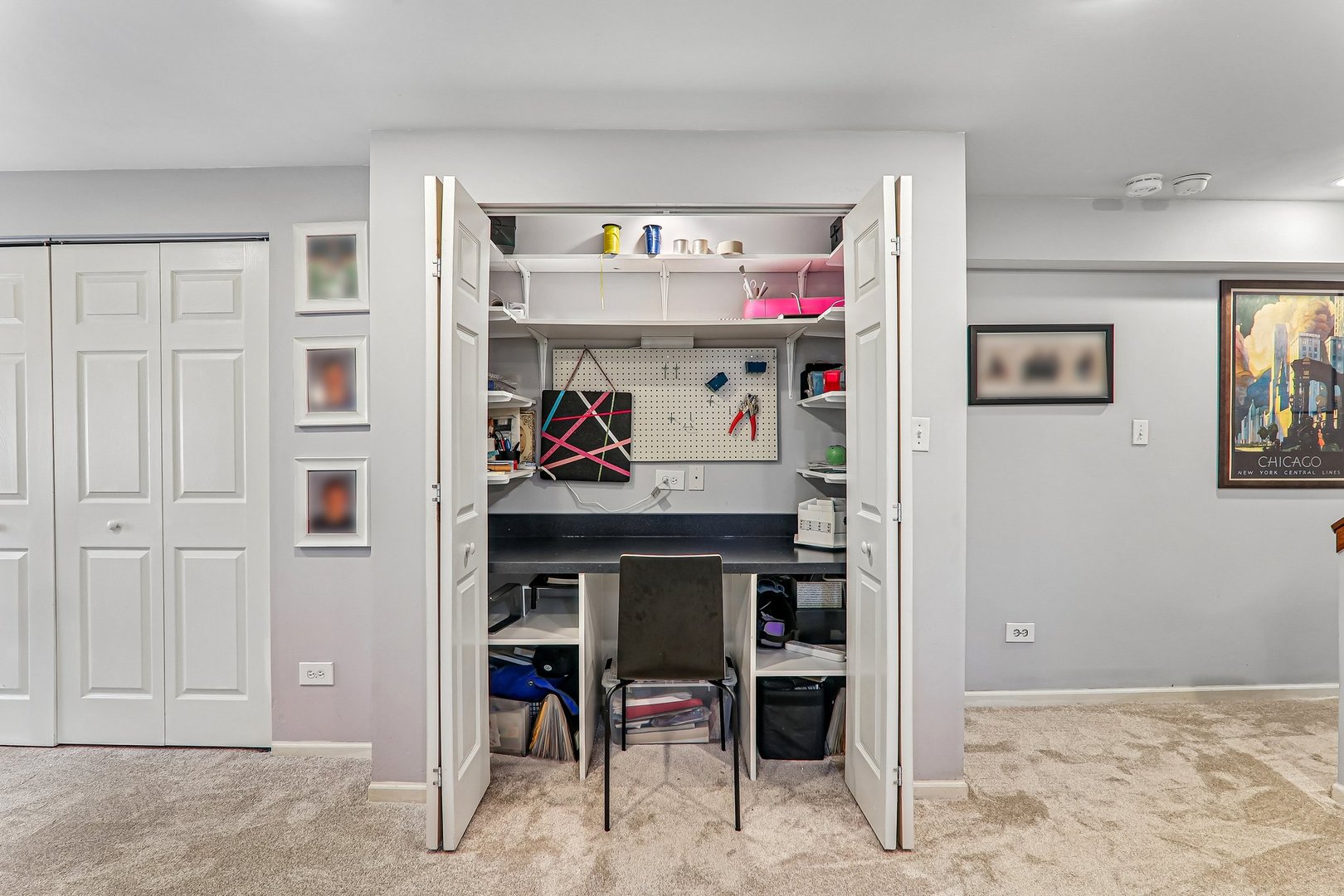 806 Meadowridge Drive, Aurora, IL 60504