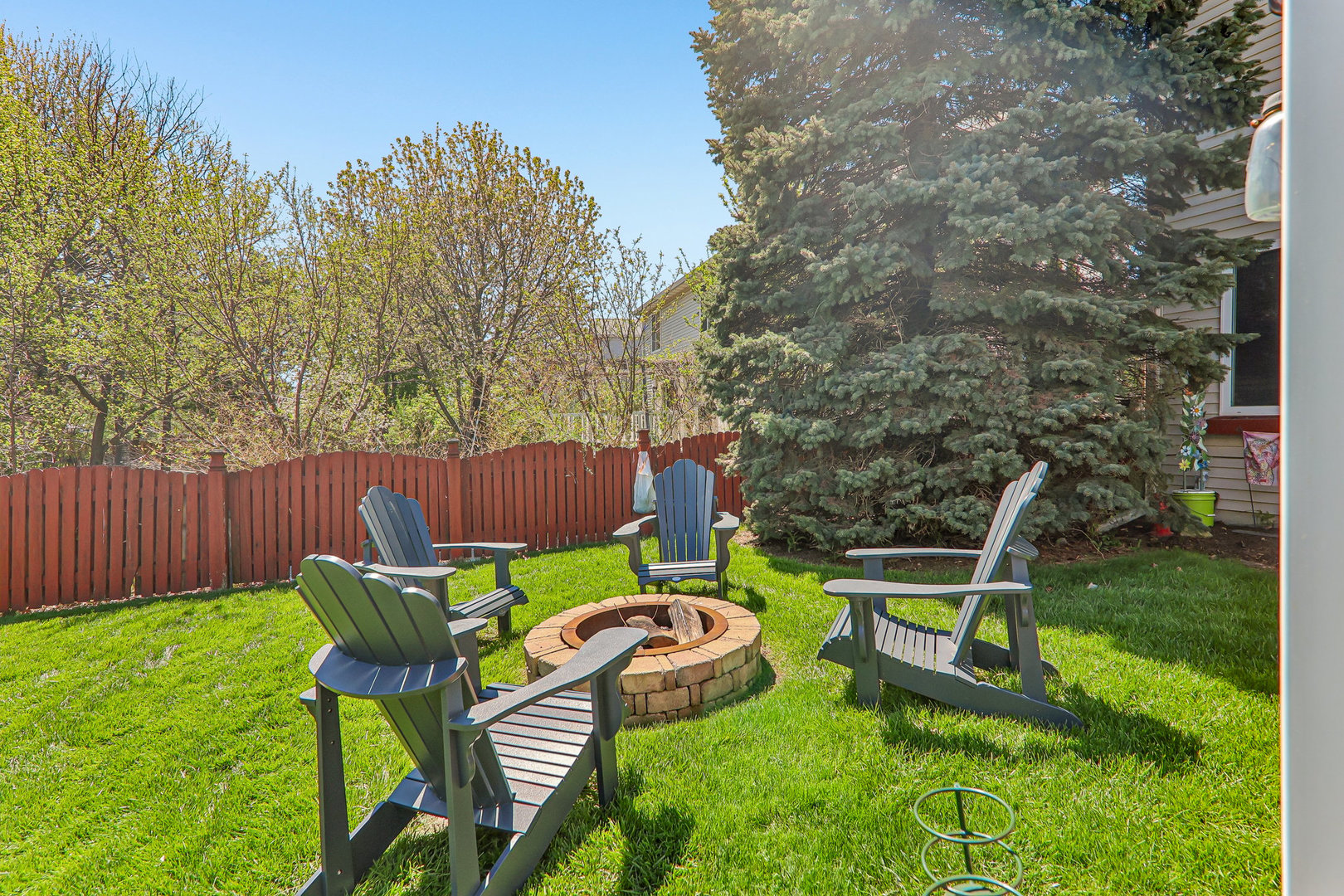 806 Meadowridge Drive, Aurora, IL 60504