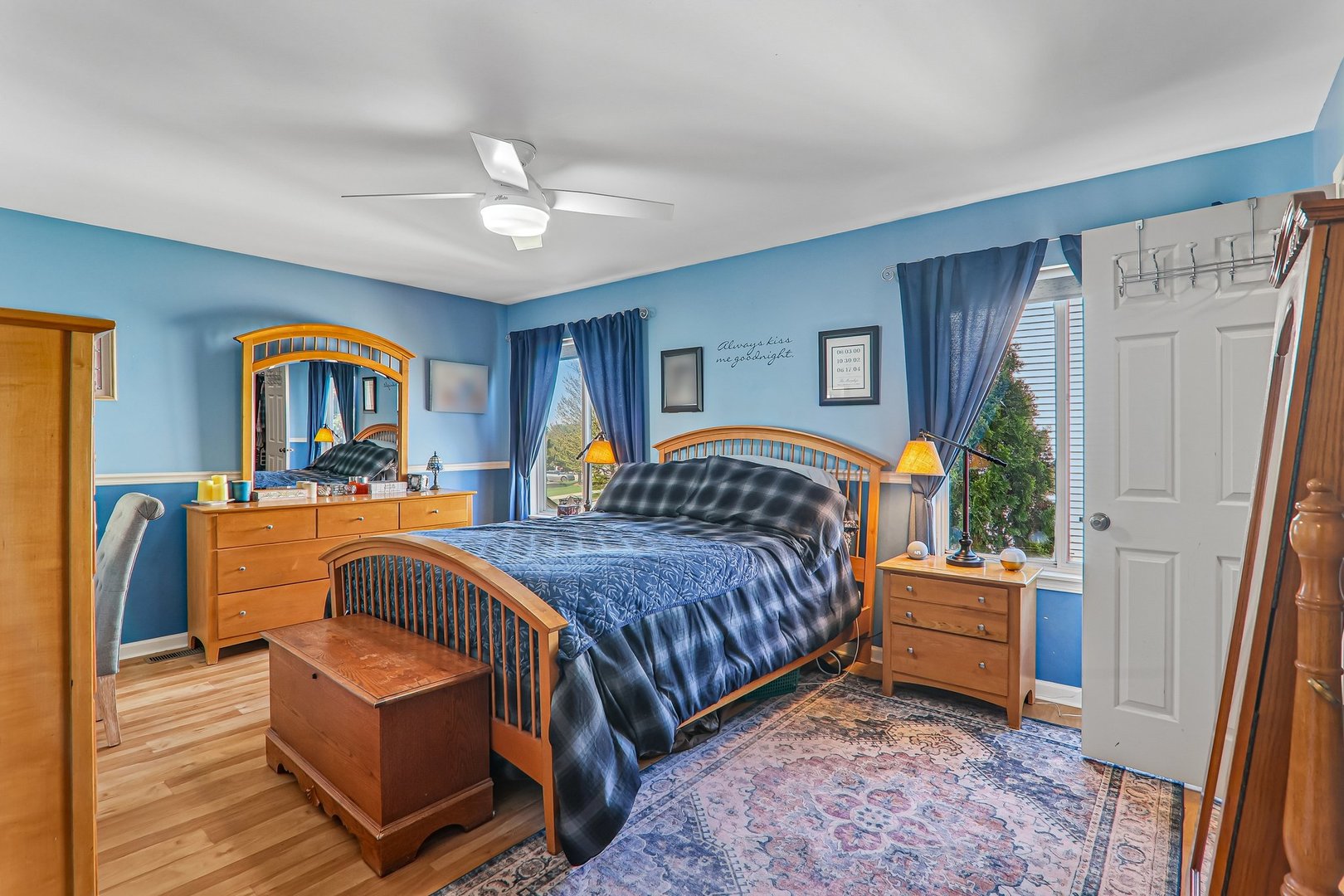 806 Meadowridge Drive, Aurora, IL 60504