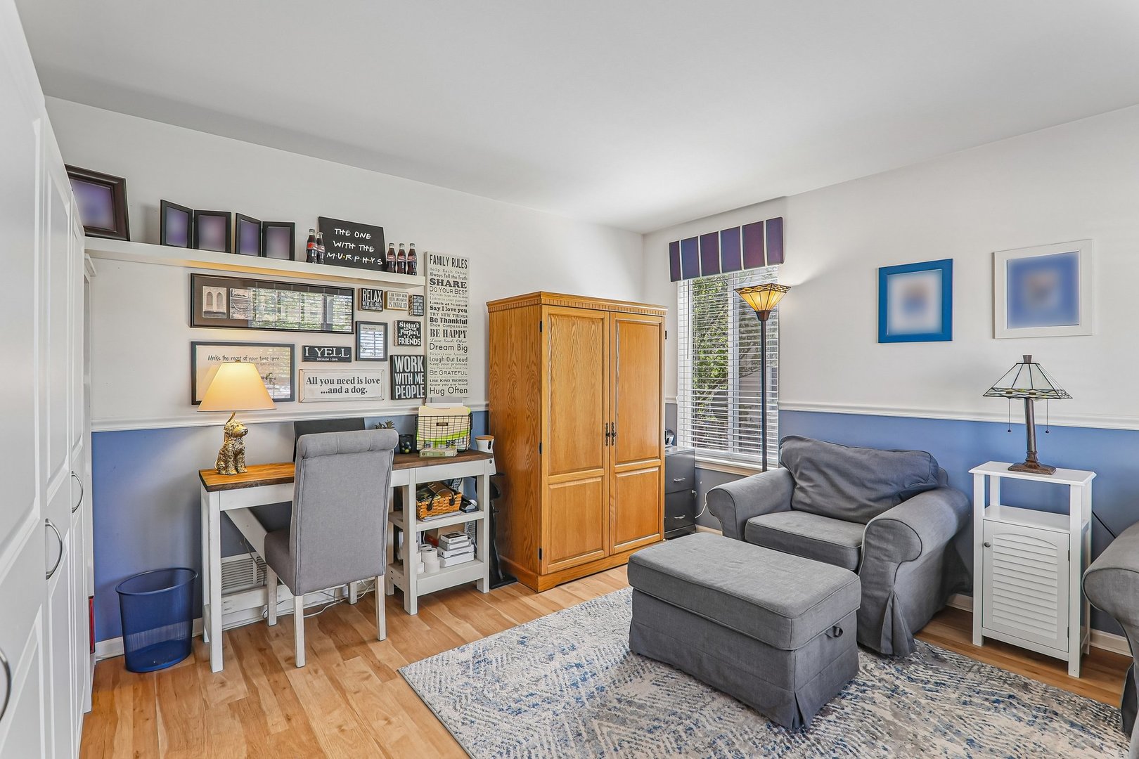 806 Meadowridge Drive, Aurora, IL 60504