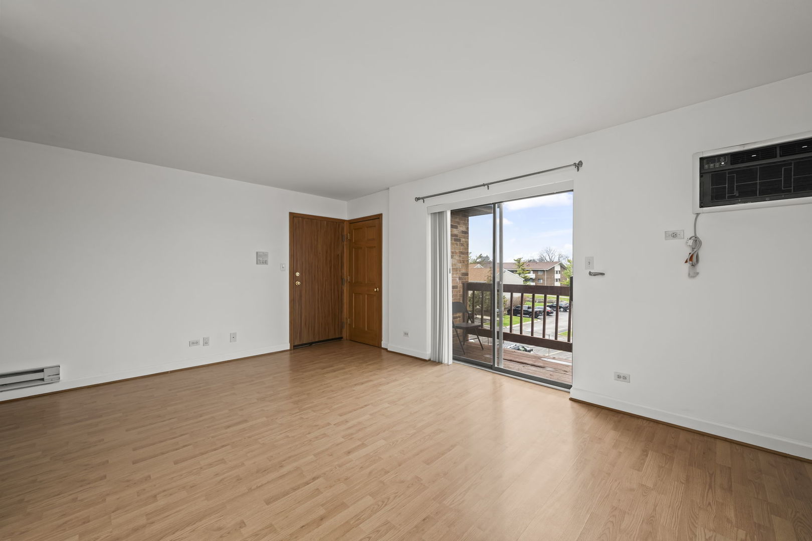 1348 N Geneva Drive #3A, Palatine, IL 60074