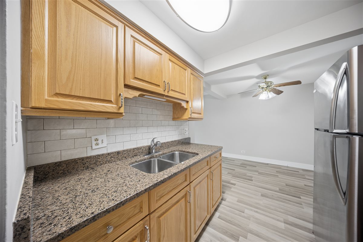 11245 S Harlem Avenue #A1, Worth, IL 60482