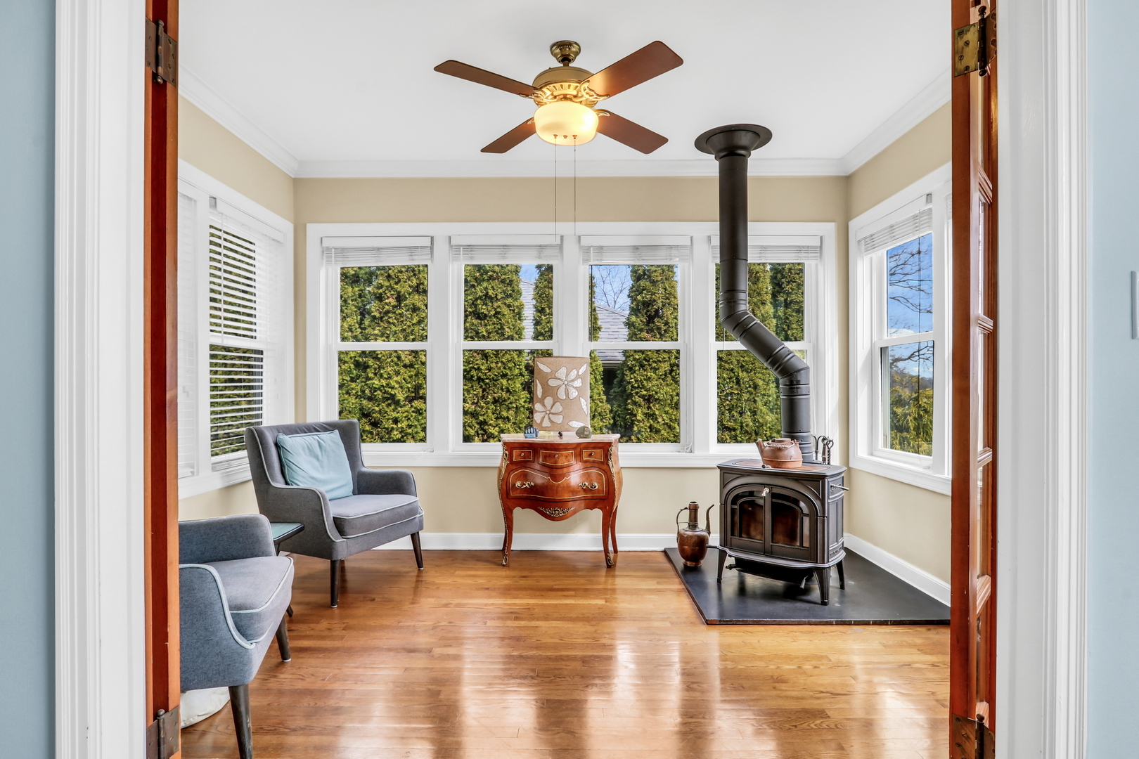 42065 N Old Lake Avenue, Antioch, IL 60002