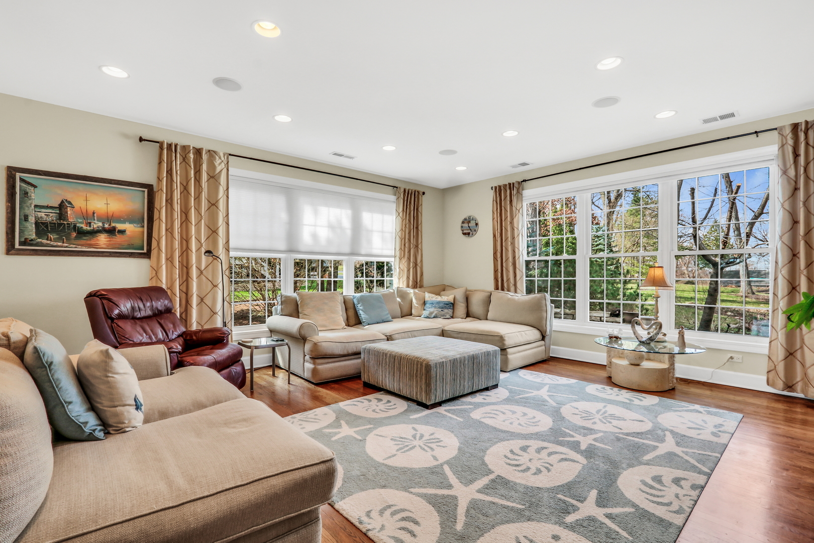 42065 N Old Lake Avenue, Antioch, IL 60002