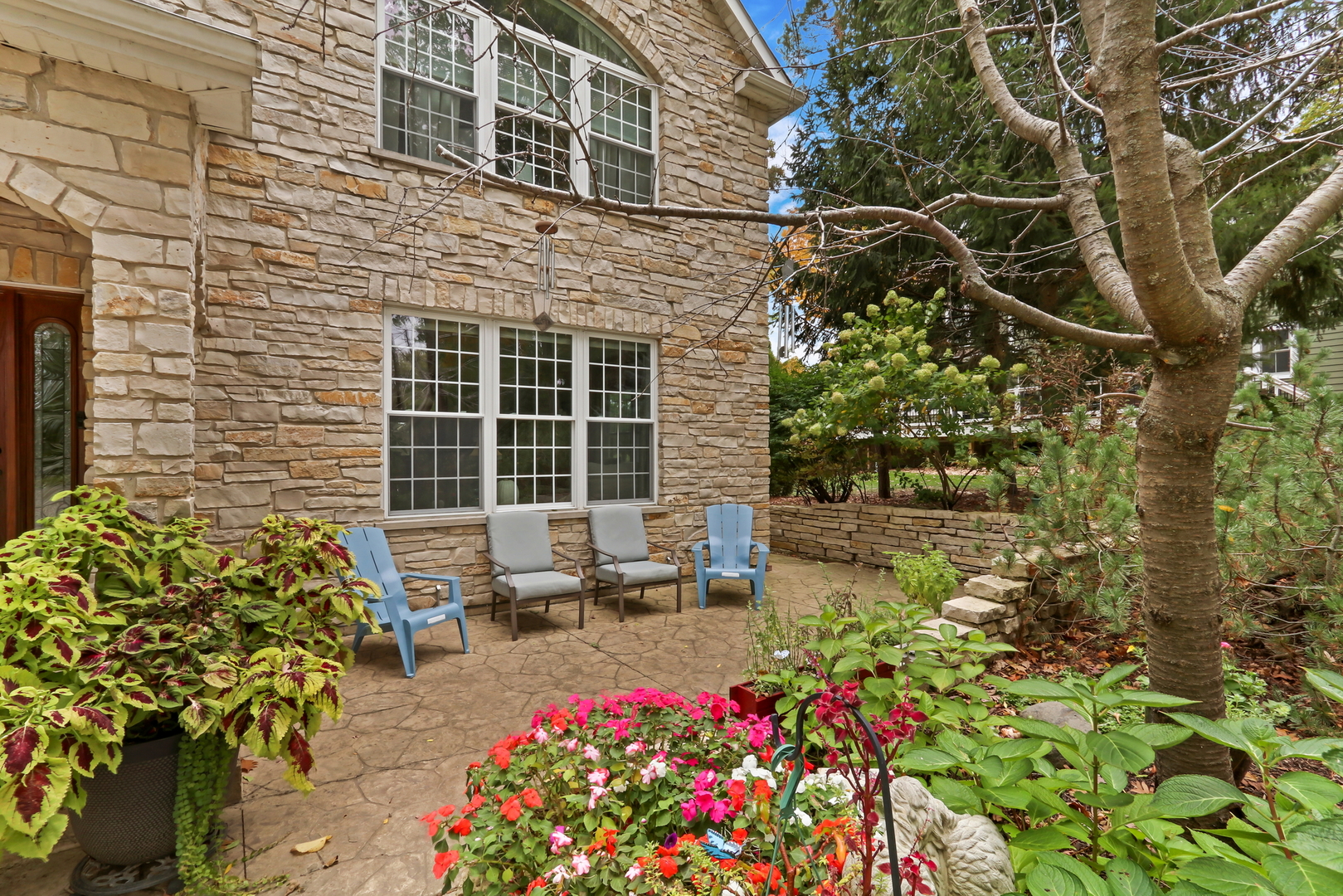 42065 N Old Lake Avenue, Antioch, IL 60002