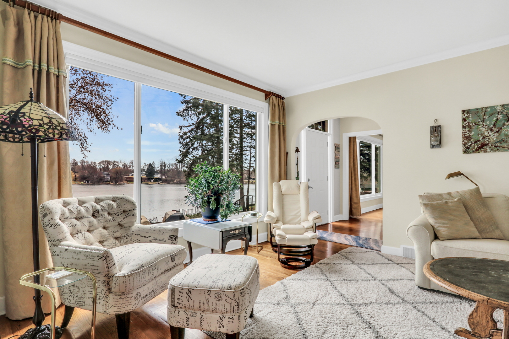 42065 N Old Lake Avenue, Antioch, IL 60002