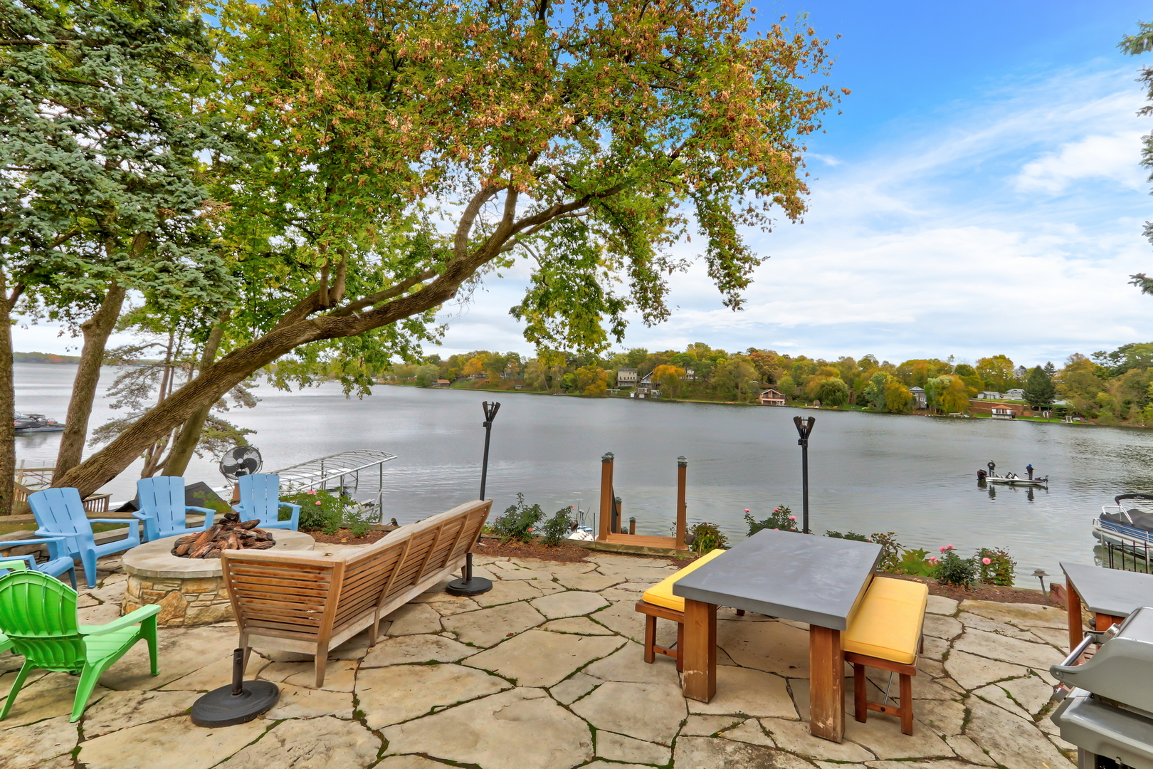 42065 N Old Lake Avenue, Antioch, IL 60002