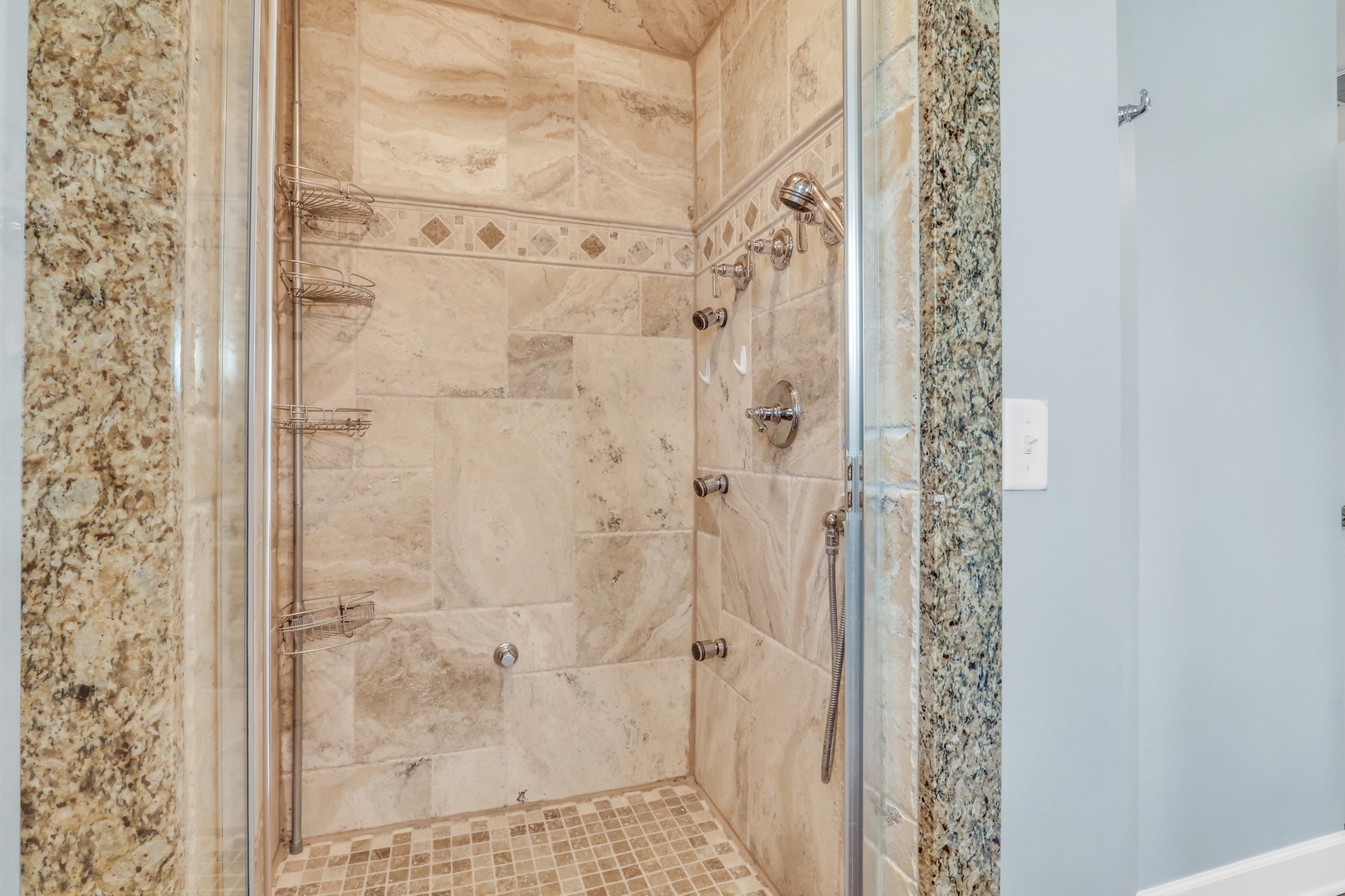 42065 N Old Lake Avenue, Antioch, IL 60002