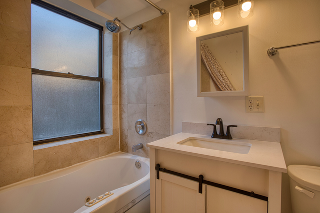 7520 N Winchester Avenue #GE, Chicago, IL 60626