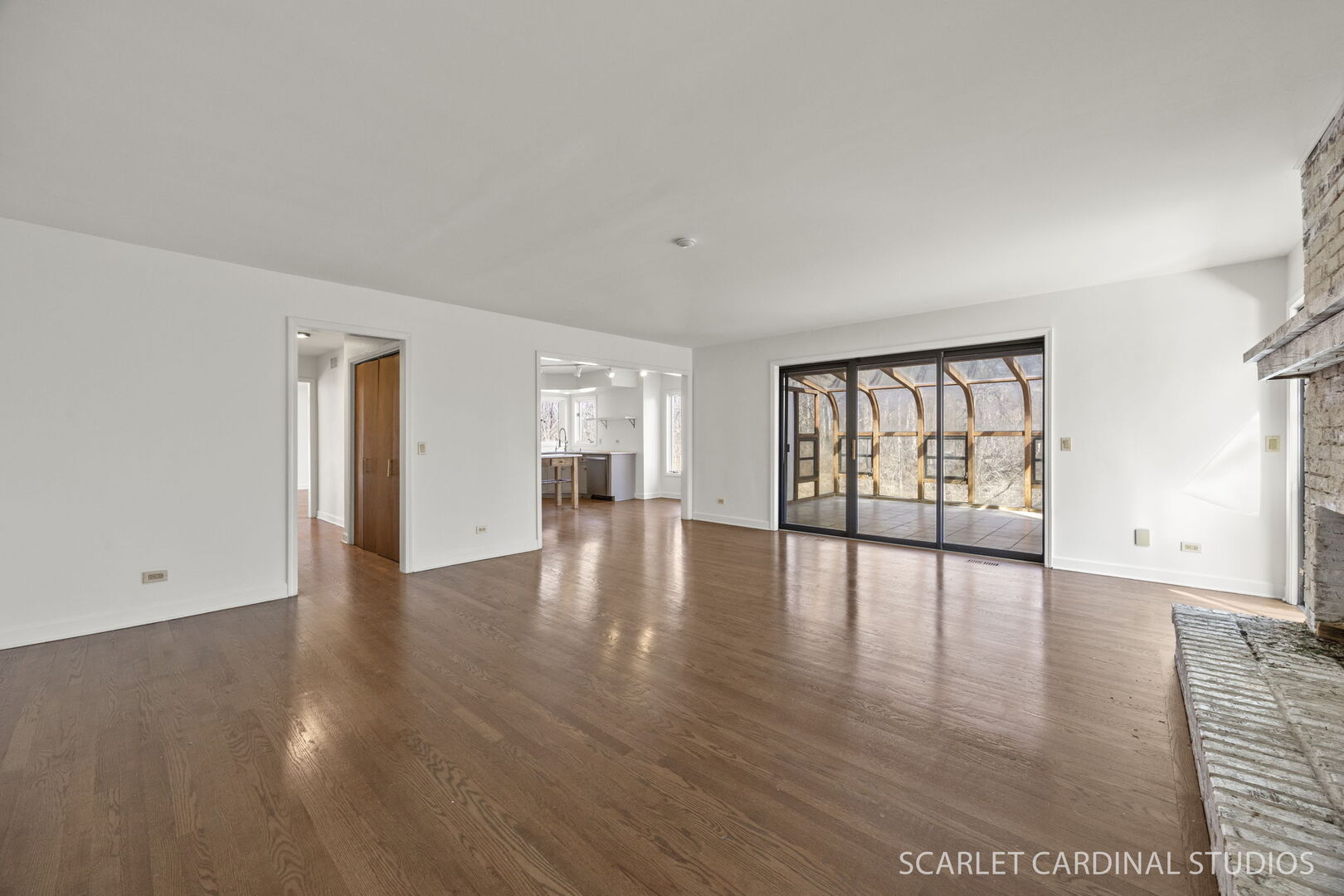 29W256 Oak Lane, West Chicago, IL 60185