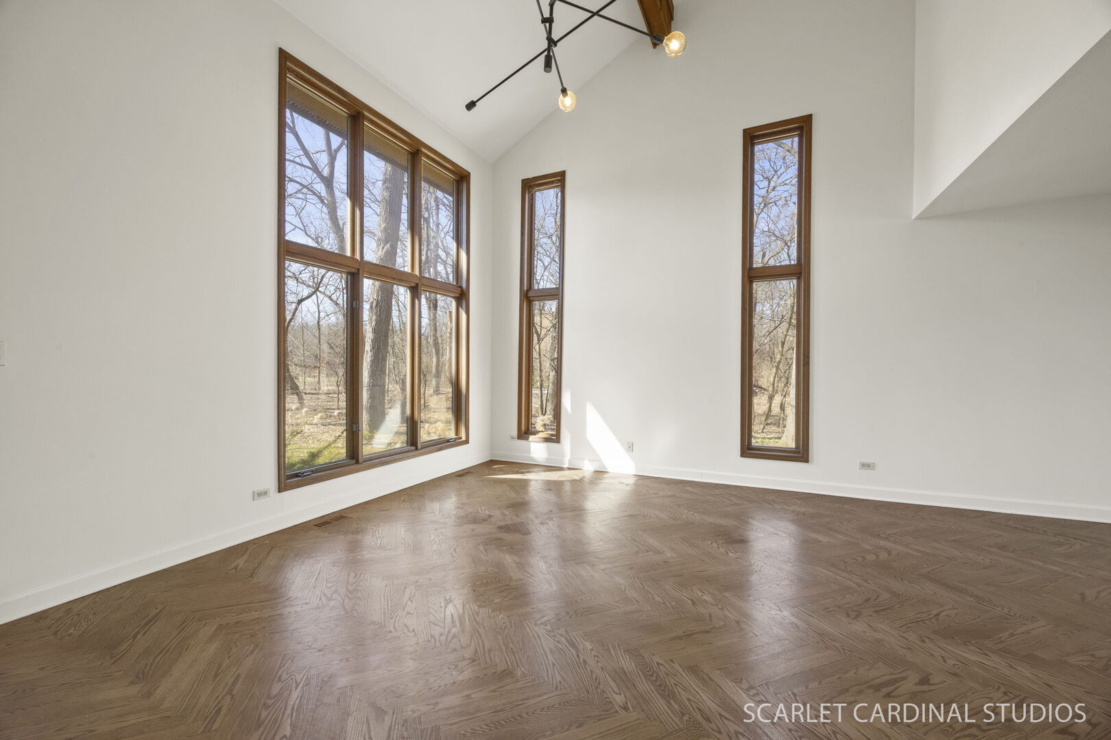 29W256 Oak Lane, West Chicago, IL 60185