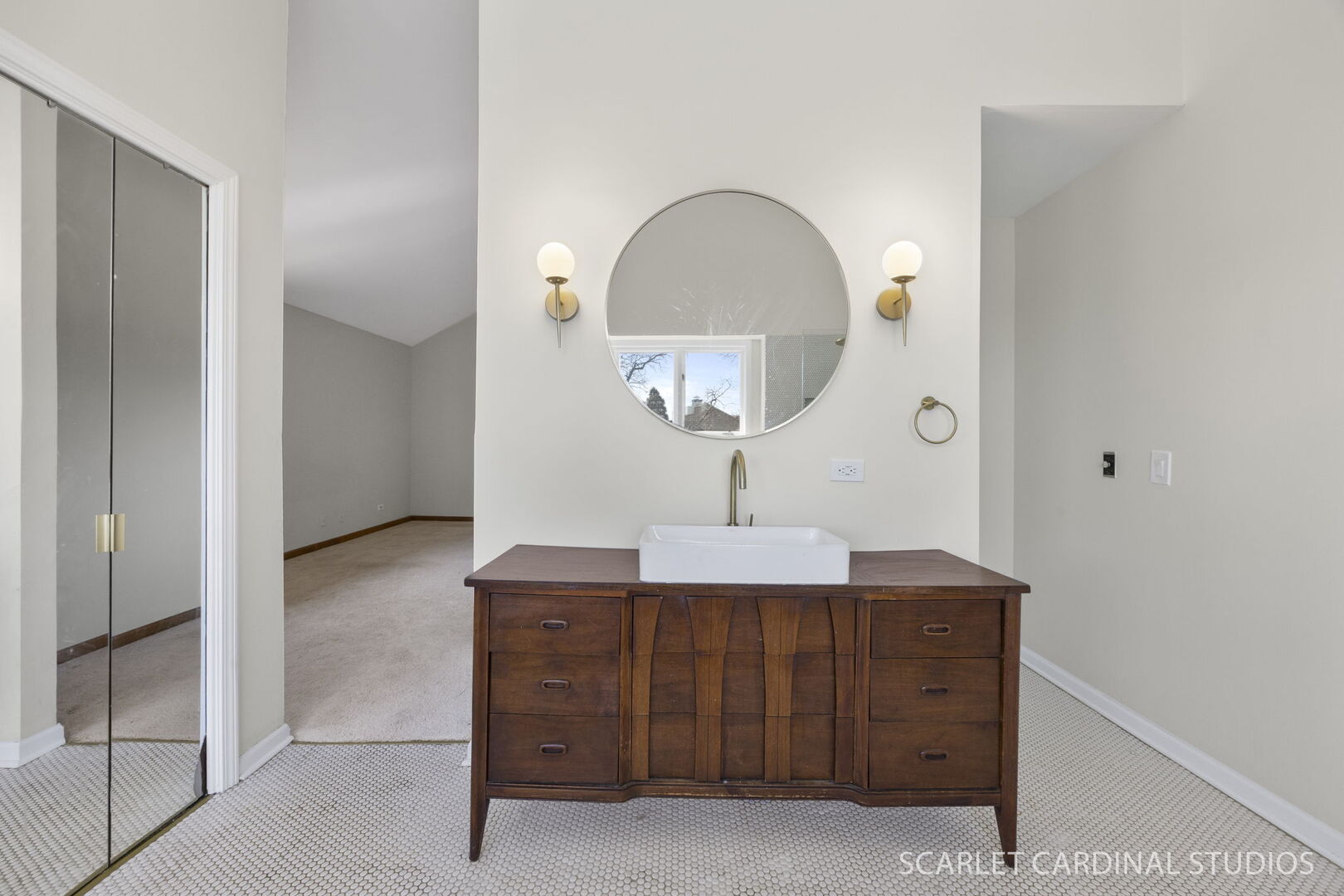 29W256 Oak Lane, West Chicago, IL 60185