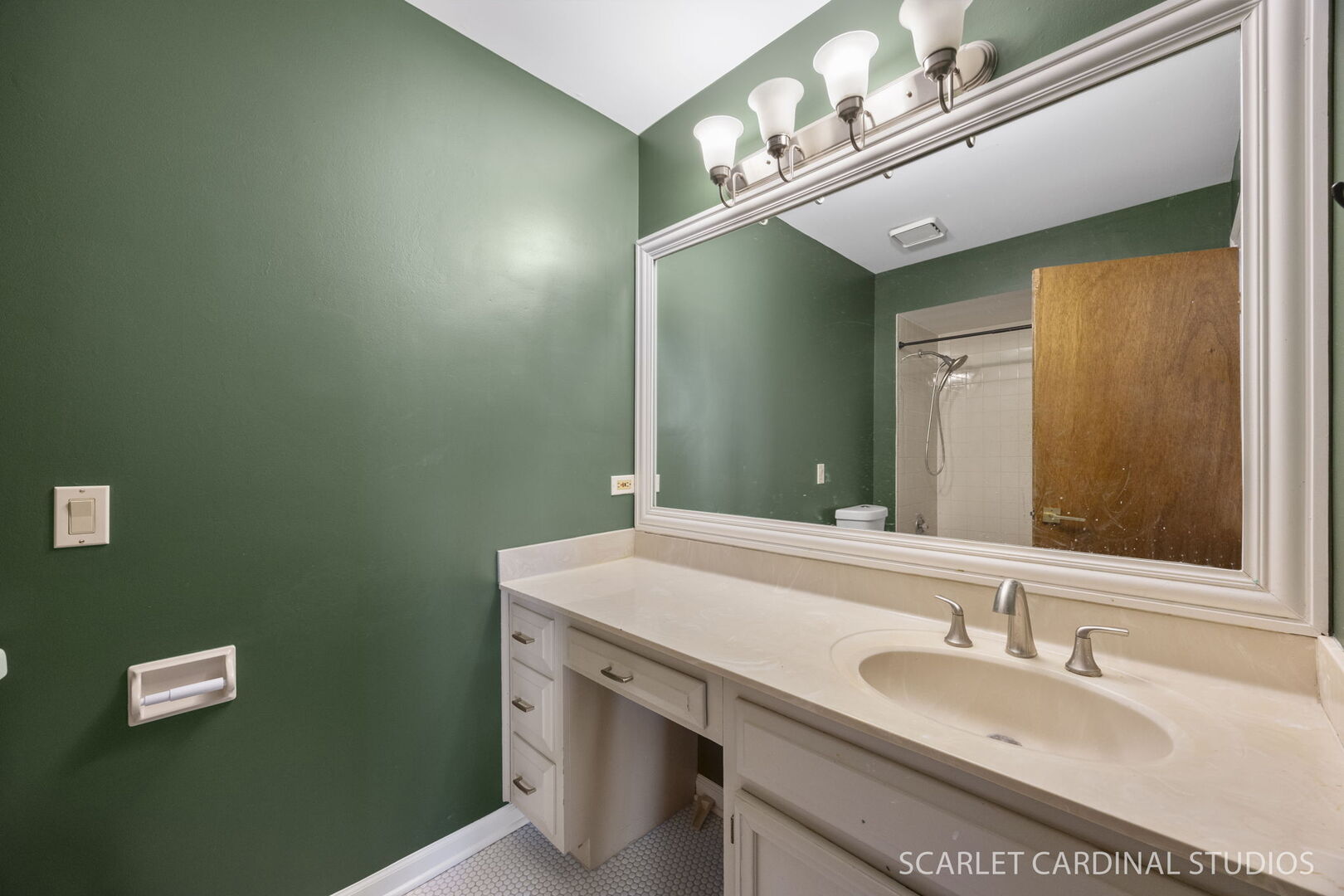 29W256 Oak Lane, West Chicago, IL 60185