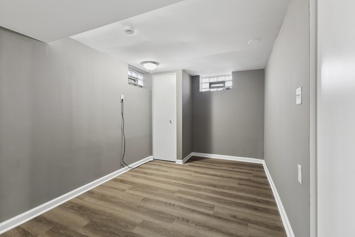 815 W 187th Street, Glenwood, IL 60425