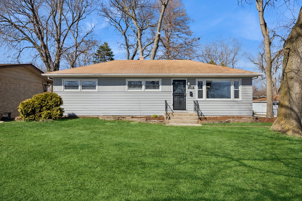 815 W 187th Street, Glenwood, IL 60425