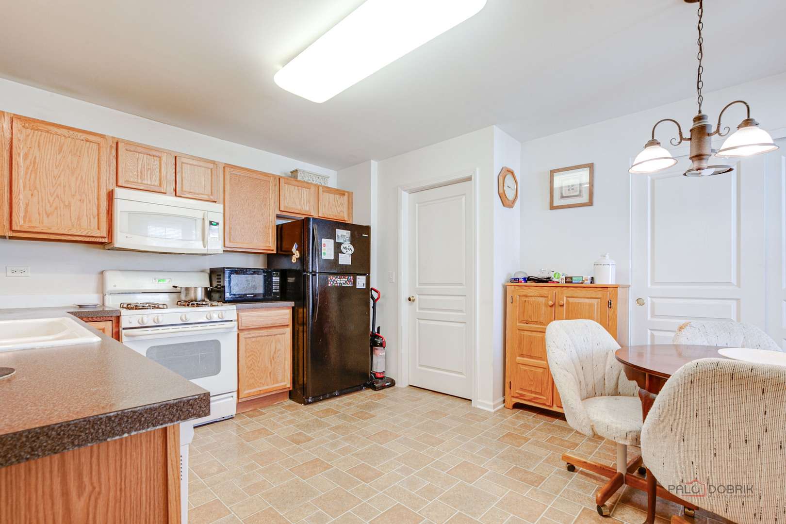 651 S Essington Drive, Round Lake, IL 60073