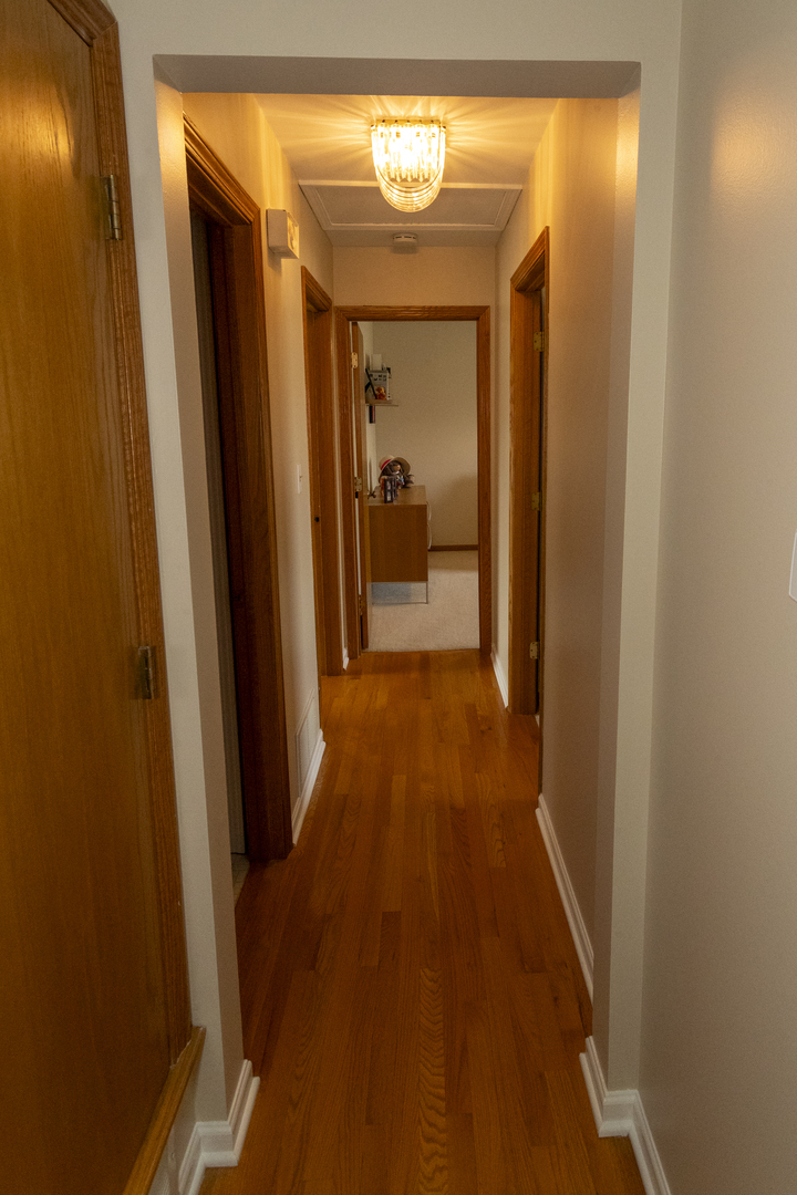 332 Byron Avenue, Bloomingdale, IL 60108