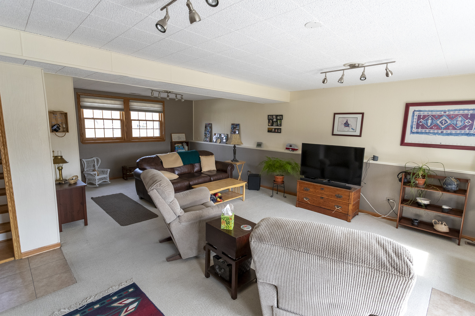 332 Byron Avenue, Bloomingdale, IL 60108