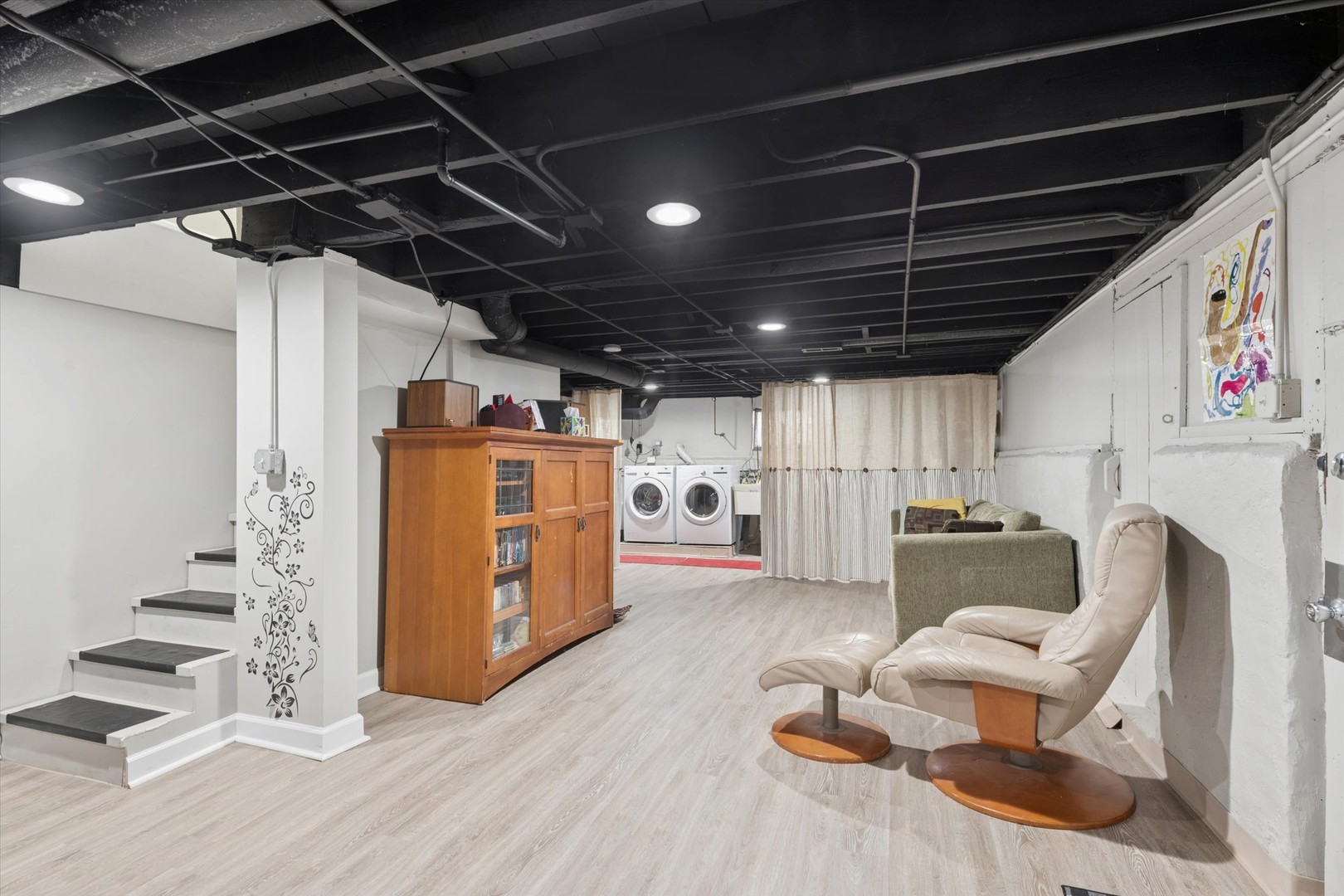 124 E Jackson Street, Villa Park, IL 60181