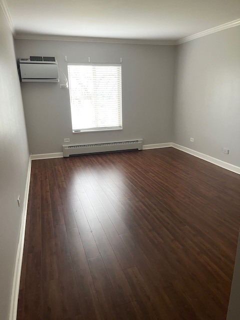 2422 N Kennicott Drive #2D, Arlington Heights, IL 60004