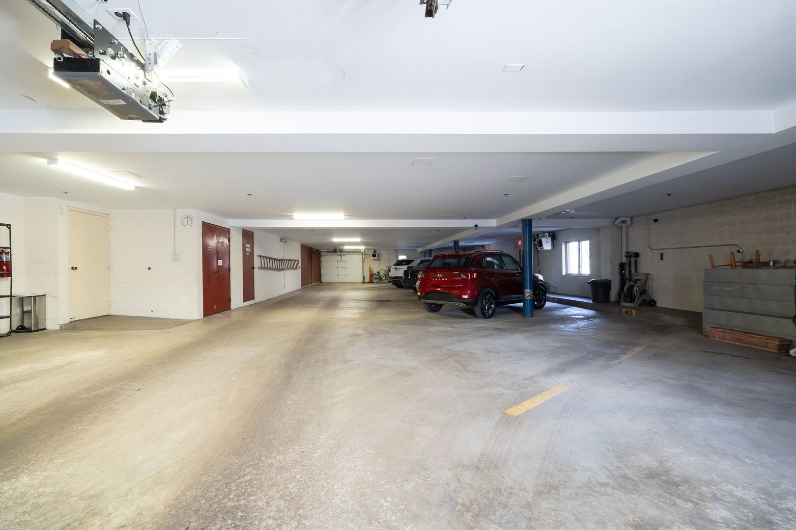 10 Trafalgar Square #403, Lincolnshire, IL 60069