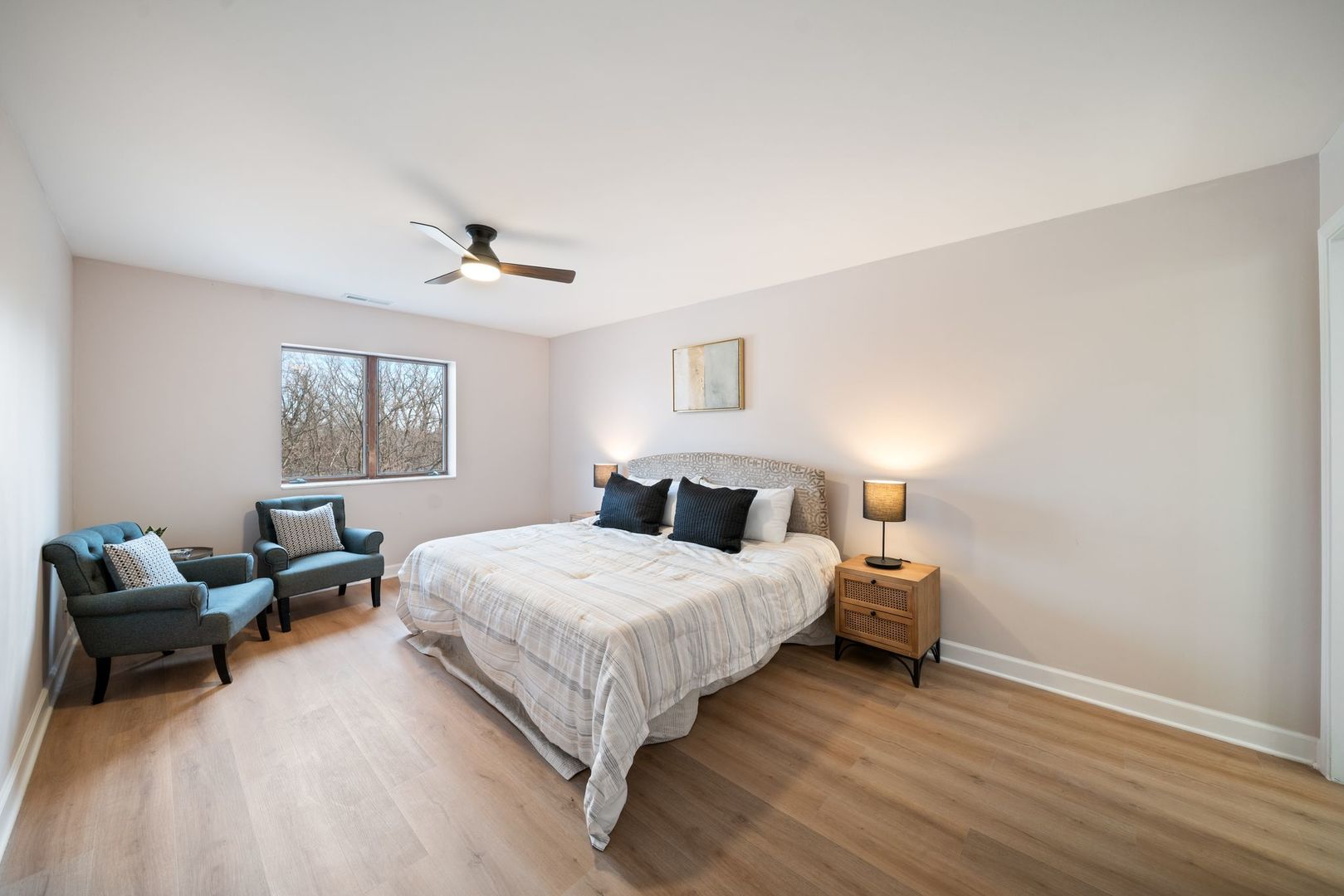 10 Trafalgar Square #403, Lincolnshire, IL 60069