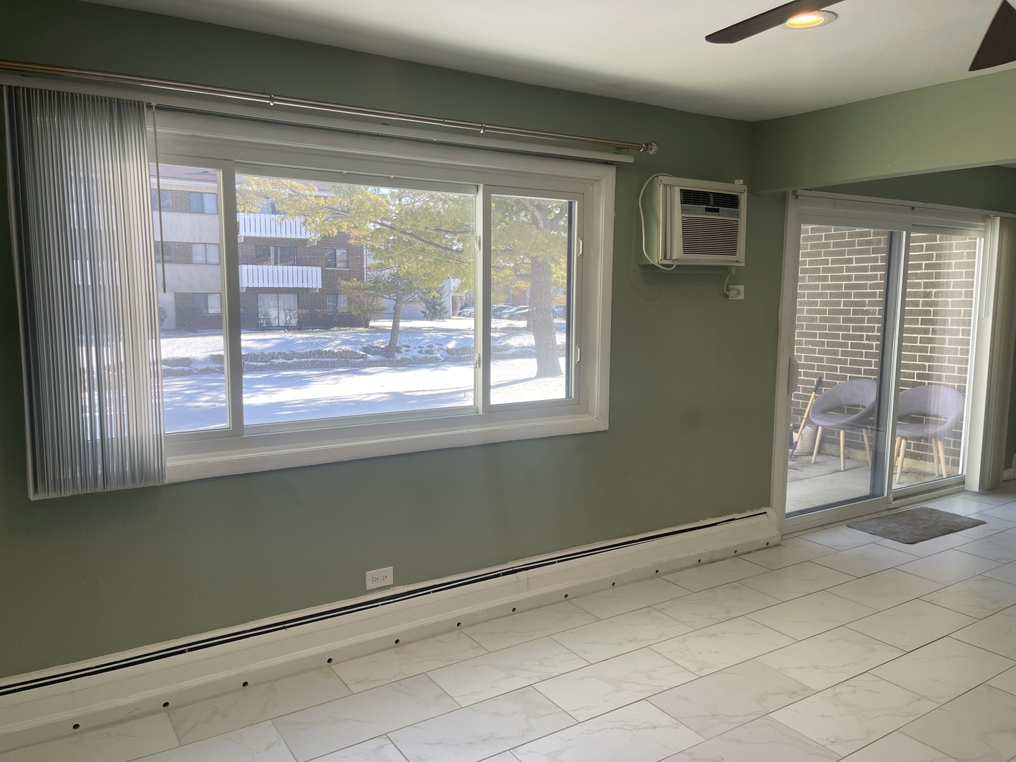 2500 BAYSIDE Drive #3, Palatine, IL 60074