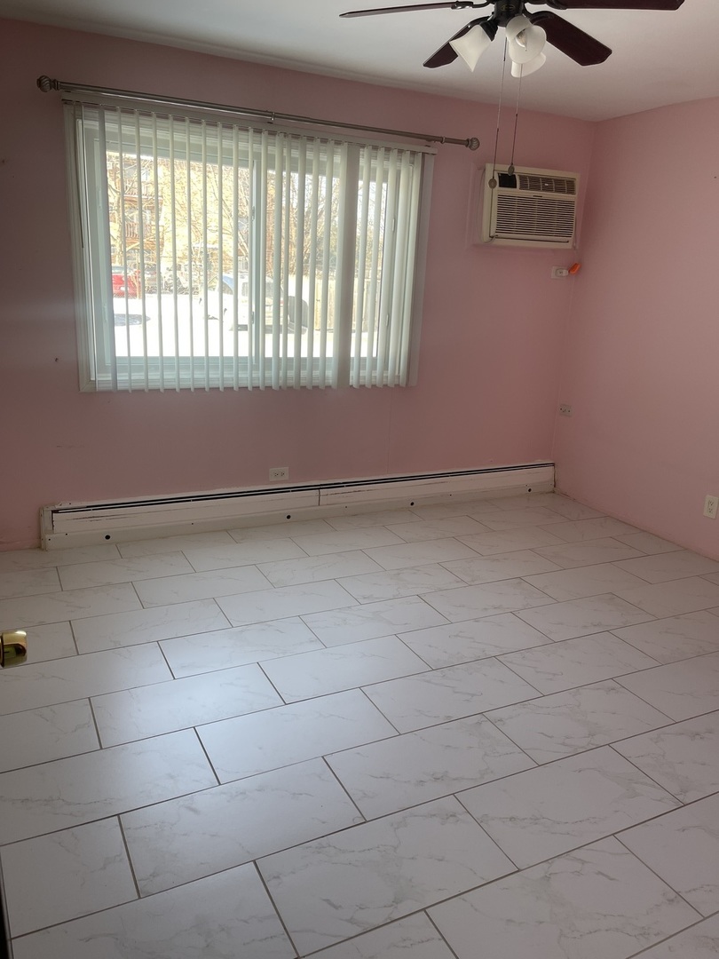 2500 BAYSIDE Drive #3, Palatine, IL 60074