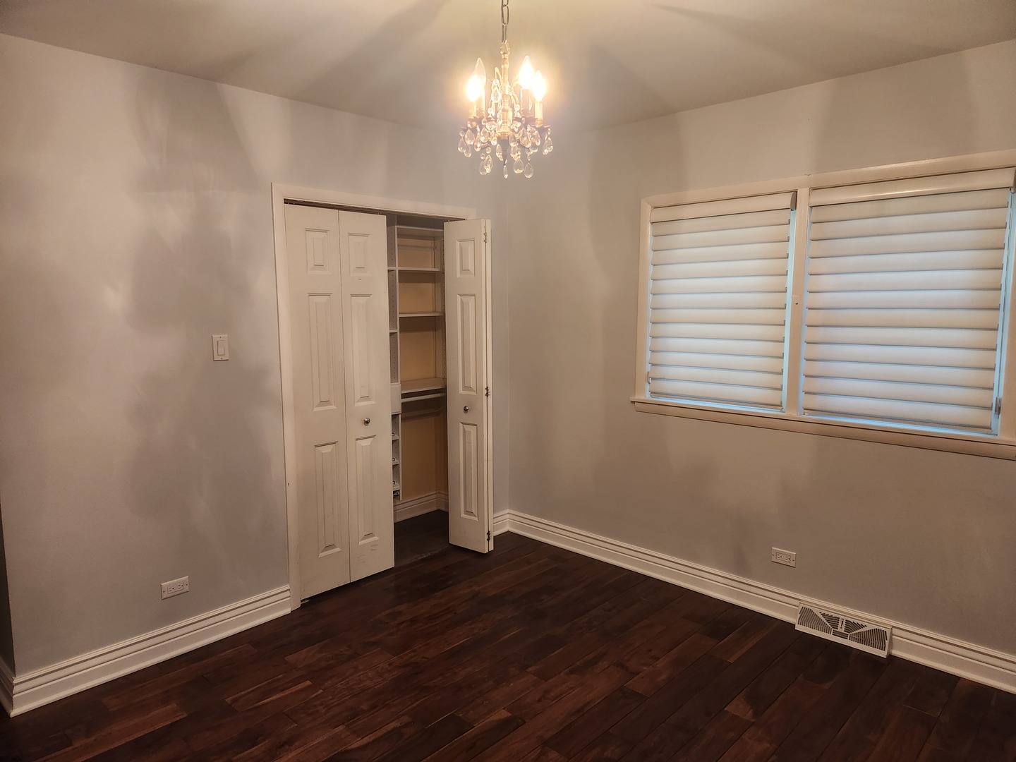 Burr Ridge, IL 60527