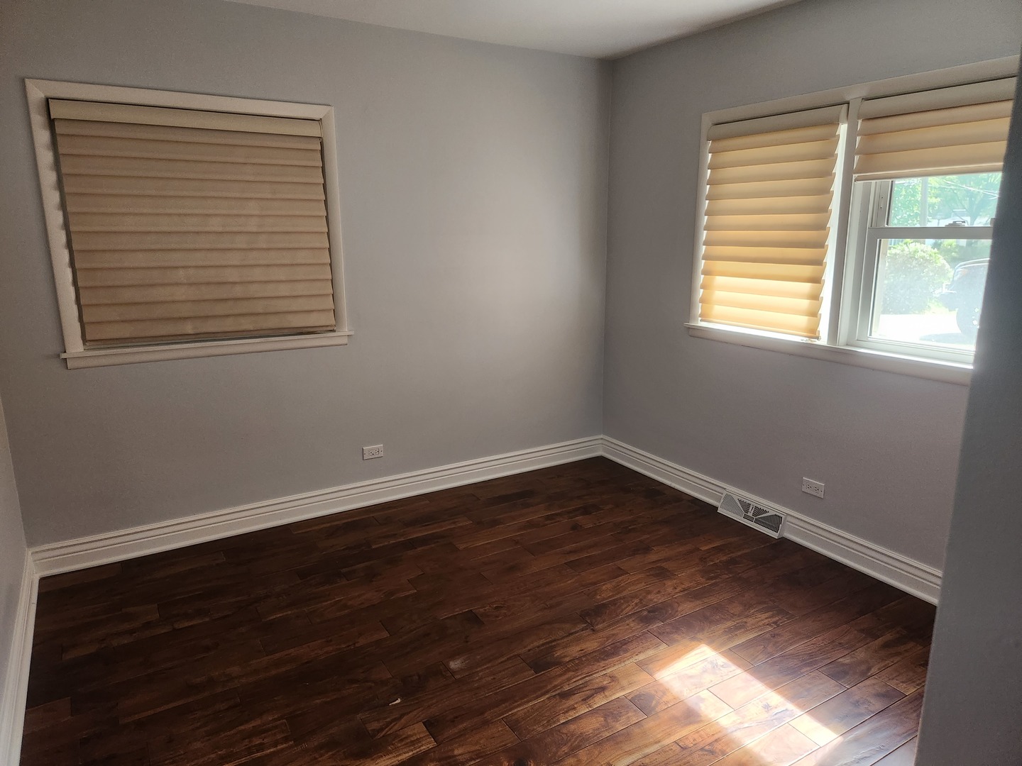 Burr Ridge, IL 60527