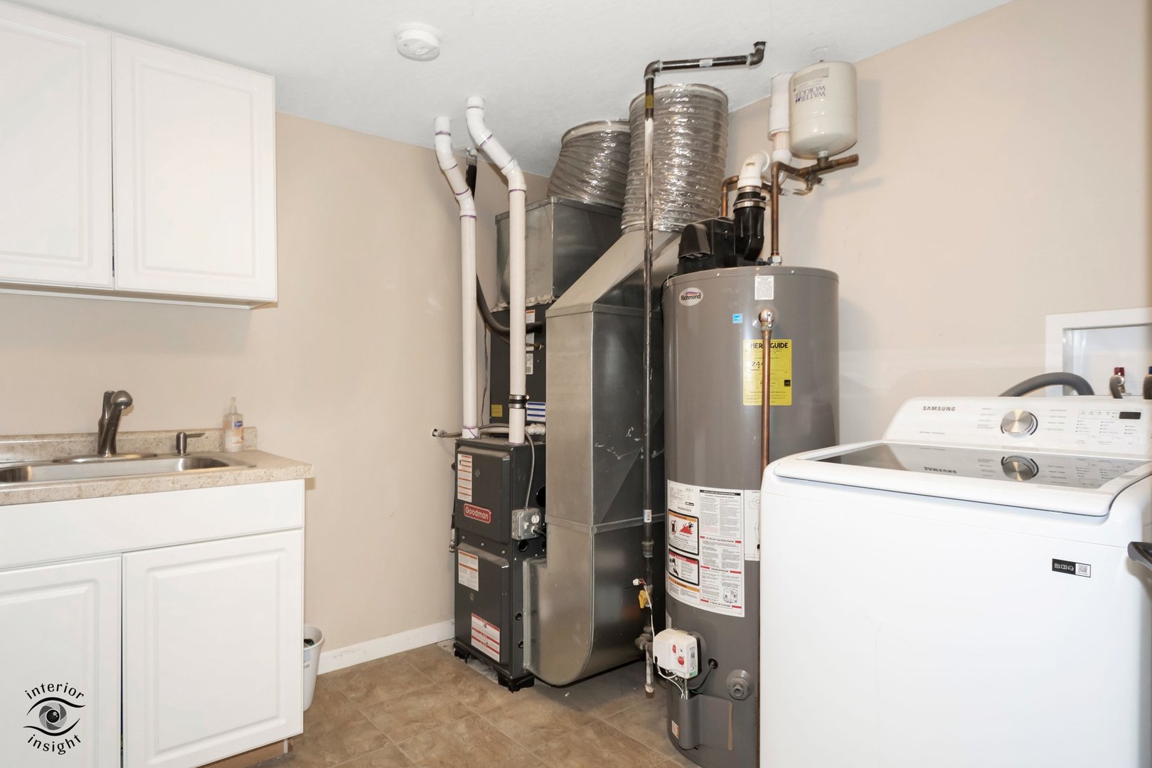 2111 Woodview Drive, Wilmington, IL 60481