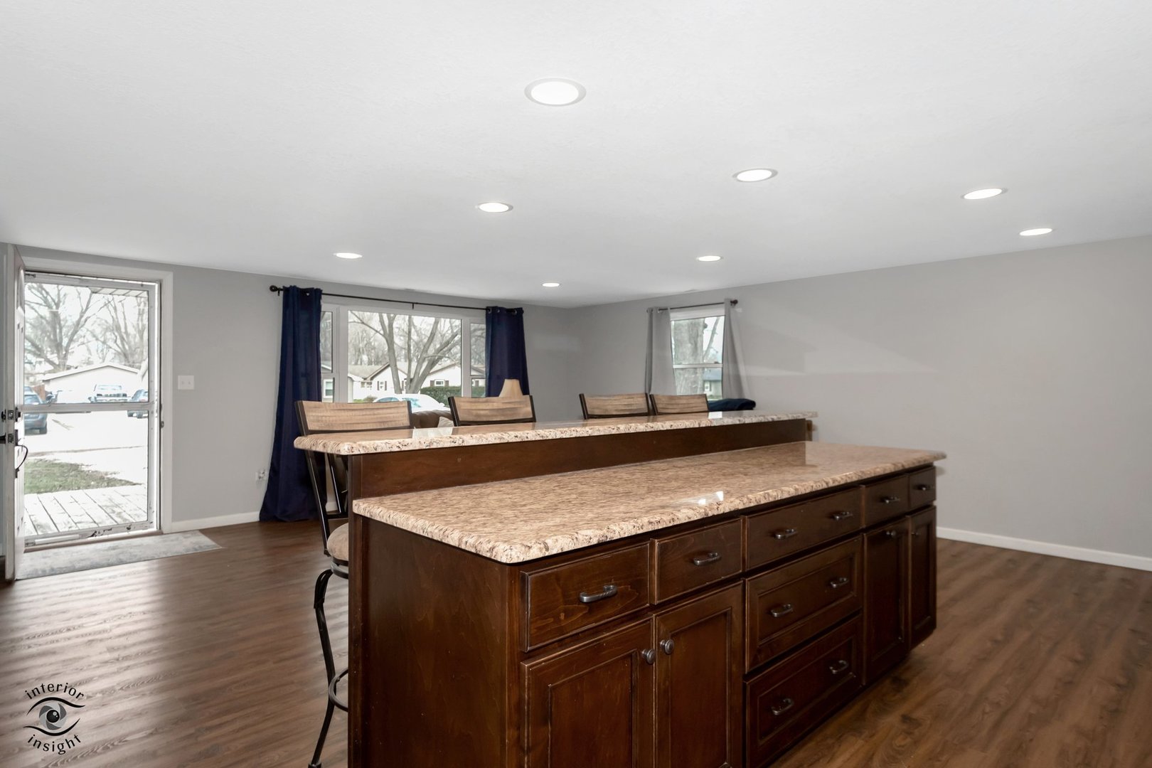 2111 Woodview Drive, Wilmington, IL 60481