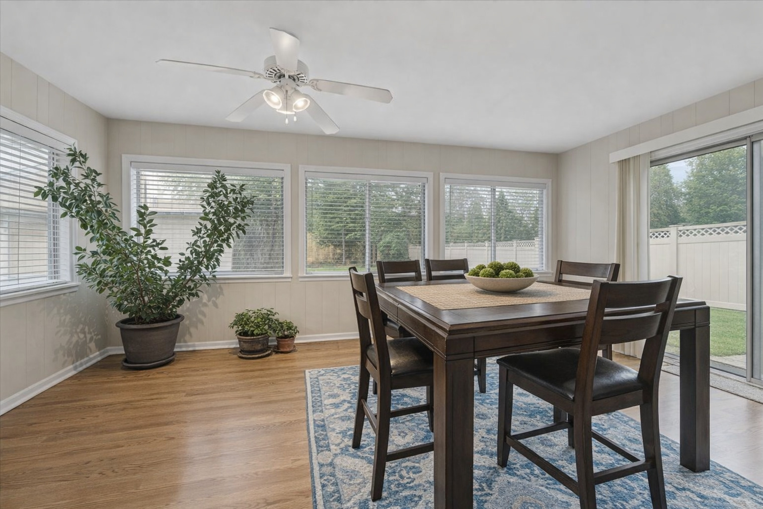 26 S Rohlwing Road, Palatine, IL 60074