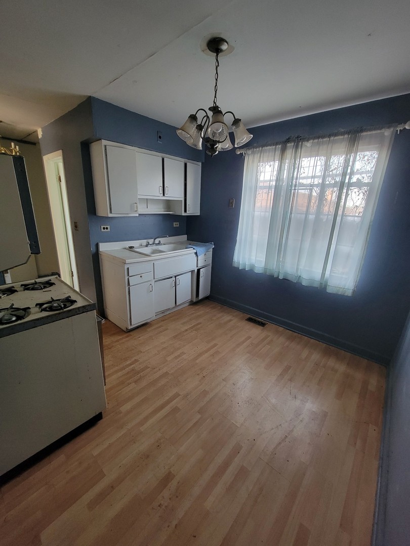 2554 Rose Street, Franklin Park, IL 60131