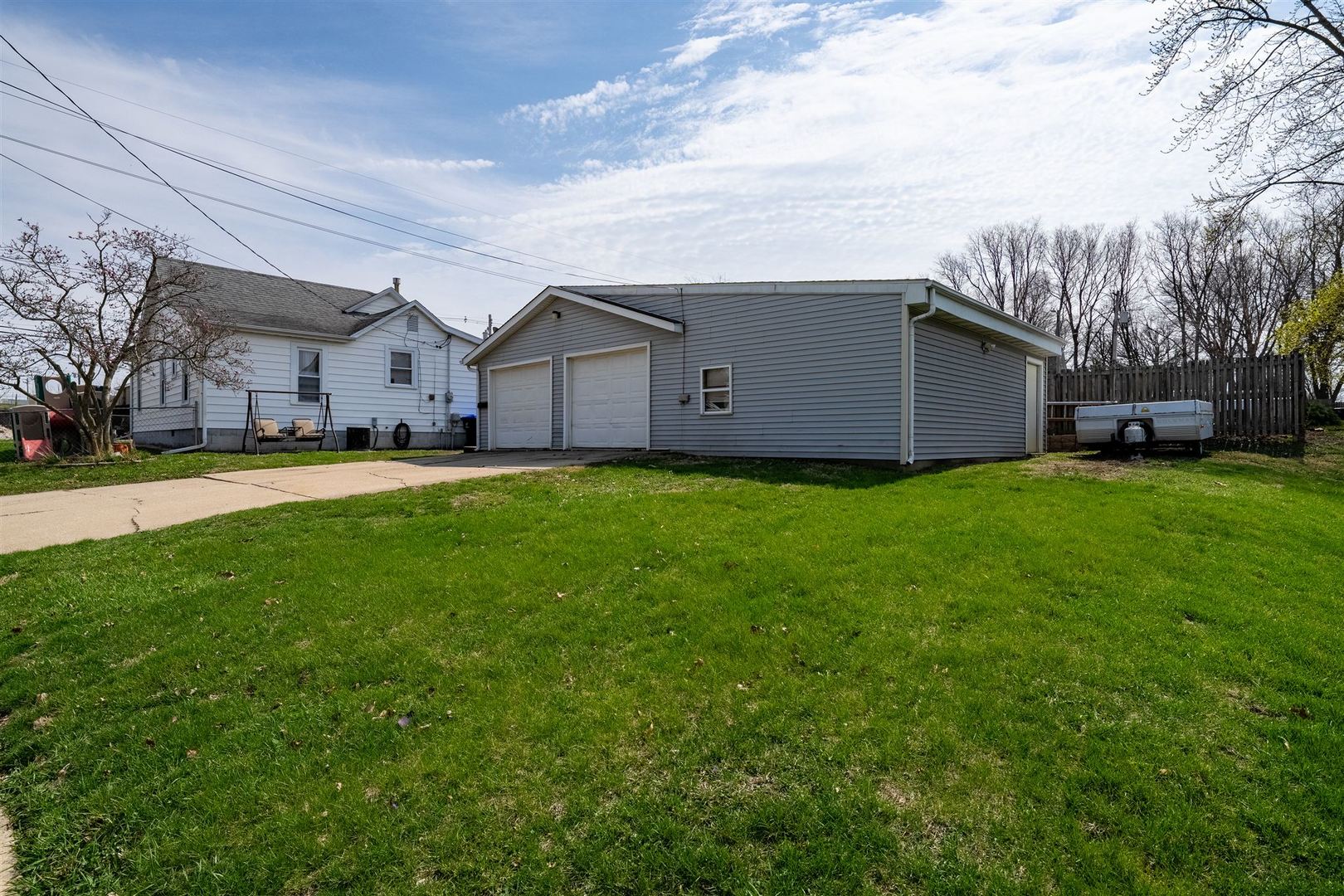 1101 Bunn Street, Bloomington, IL 61701