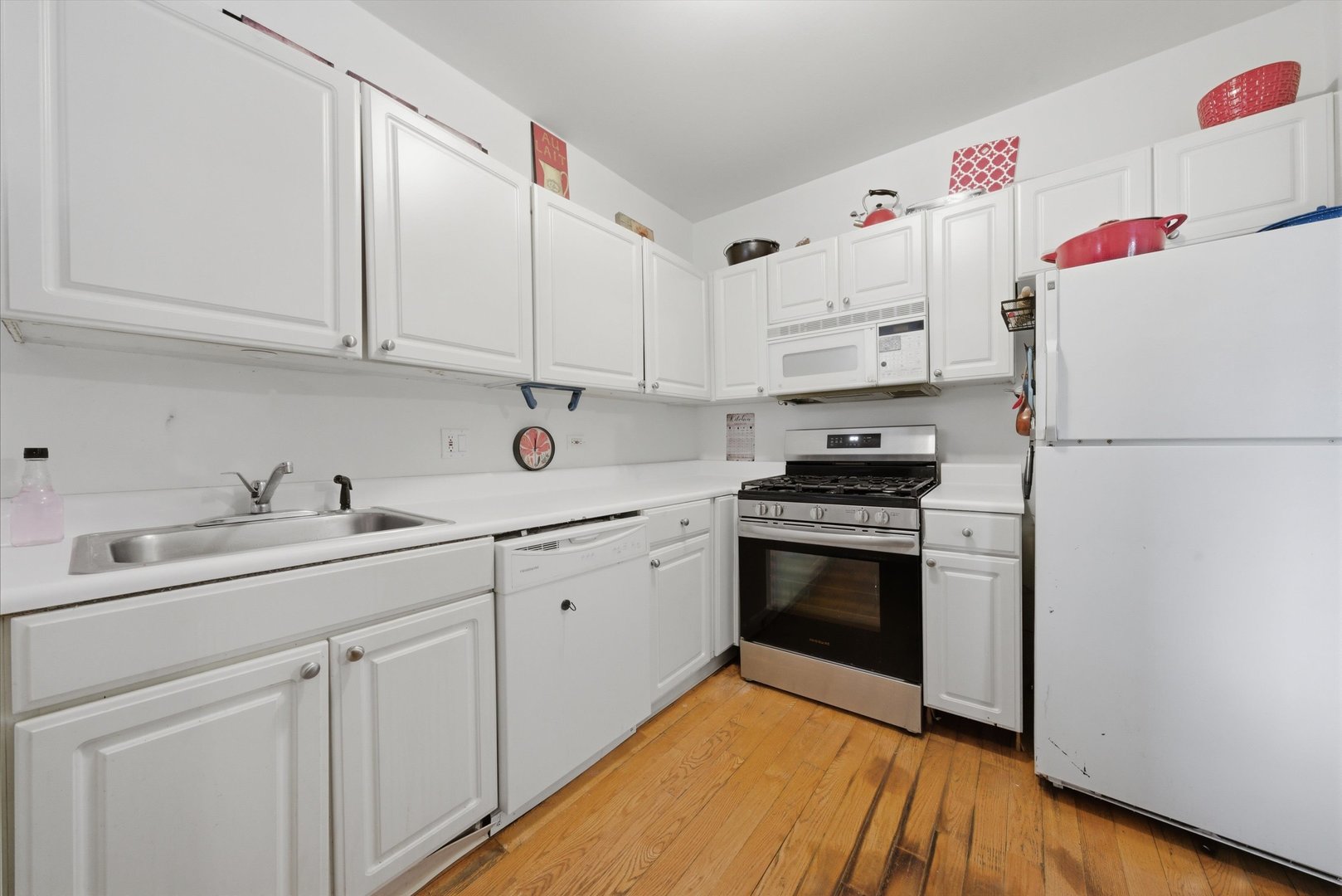 6205 N Oakley Avenue #2, Chicago, IL 60659