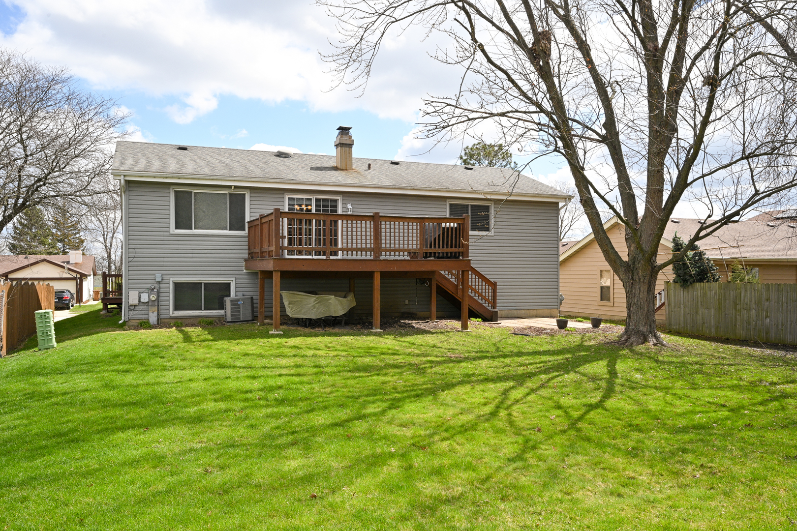 1952 Glenrock Lane, Glendale Heights, IL 60139