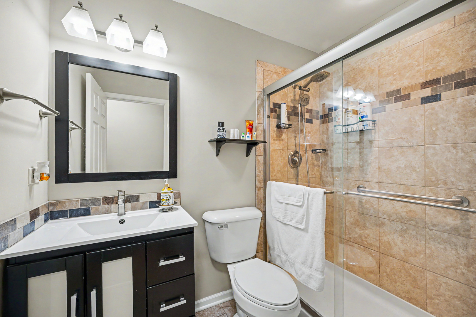 1952 Glenrock Lane, Glendale Heights, IL 60139