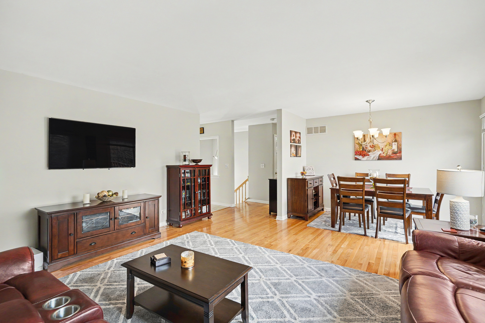 1952 Glenrock Lane, Glendale Heights, IL 60139