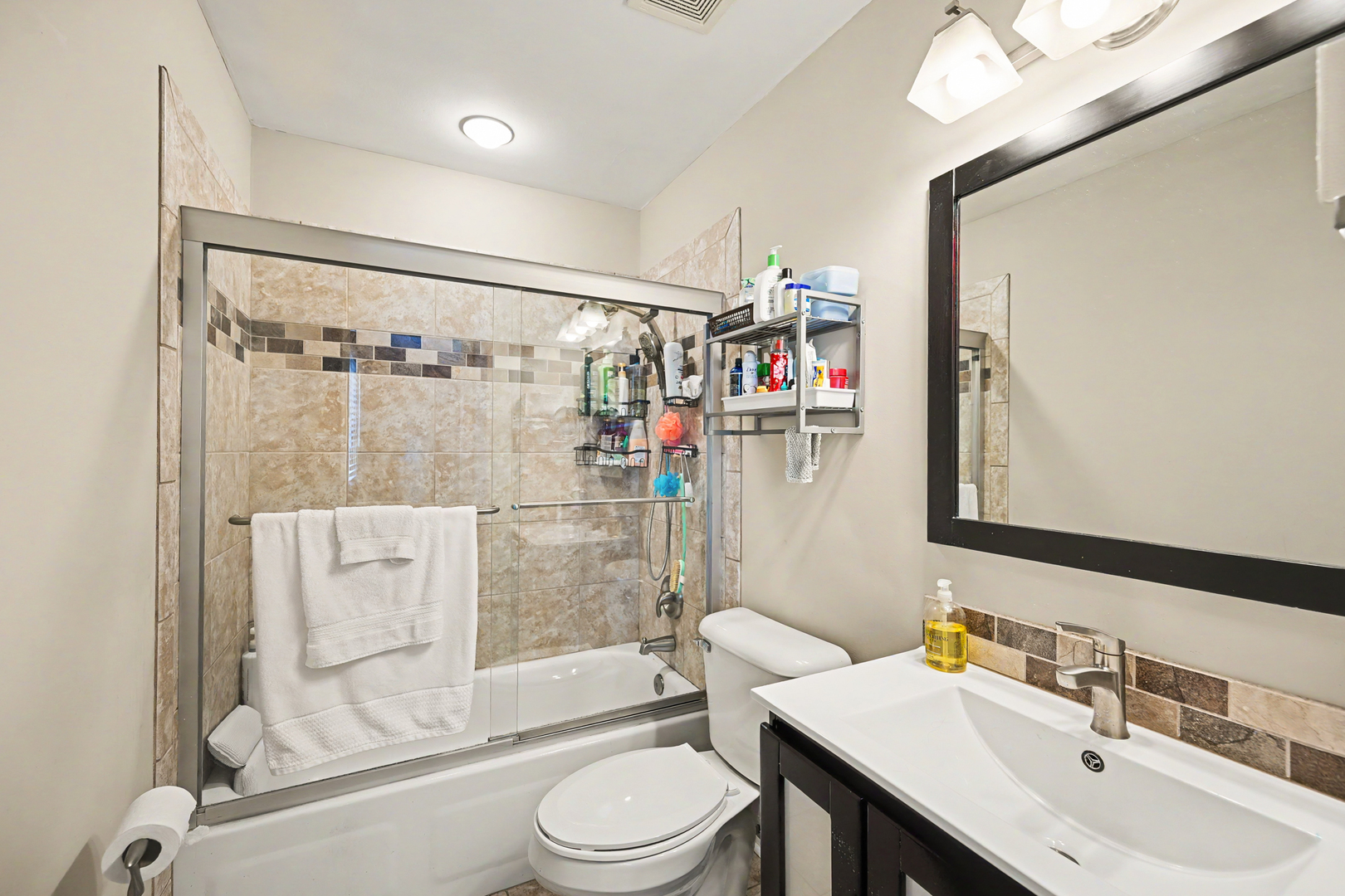 1952 Glenrock Lane, Glendale Heights, IL 60139