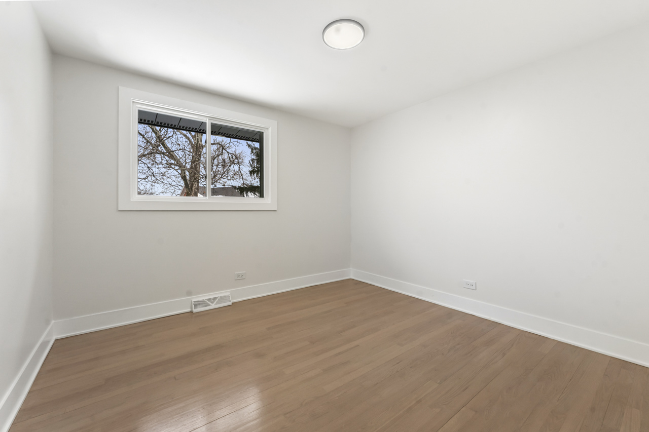 778 Wilson Avenue, Glen Ellyn, IL 60137