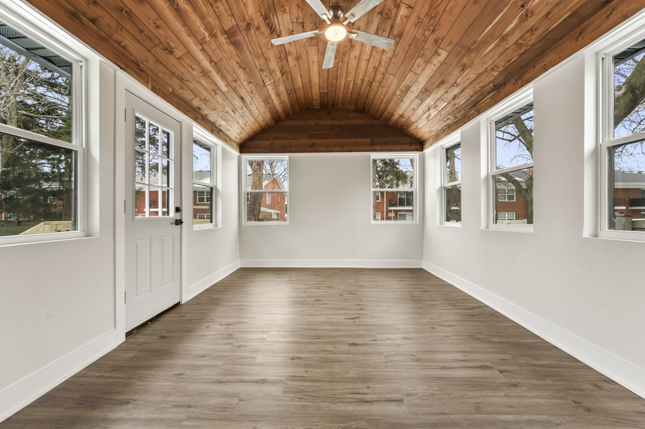 778 Wilson Avenue, Glen Ellyn, IL 60137