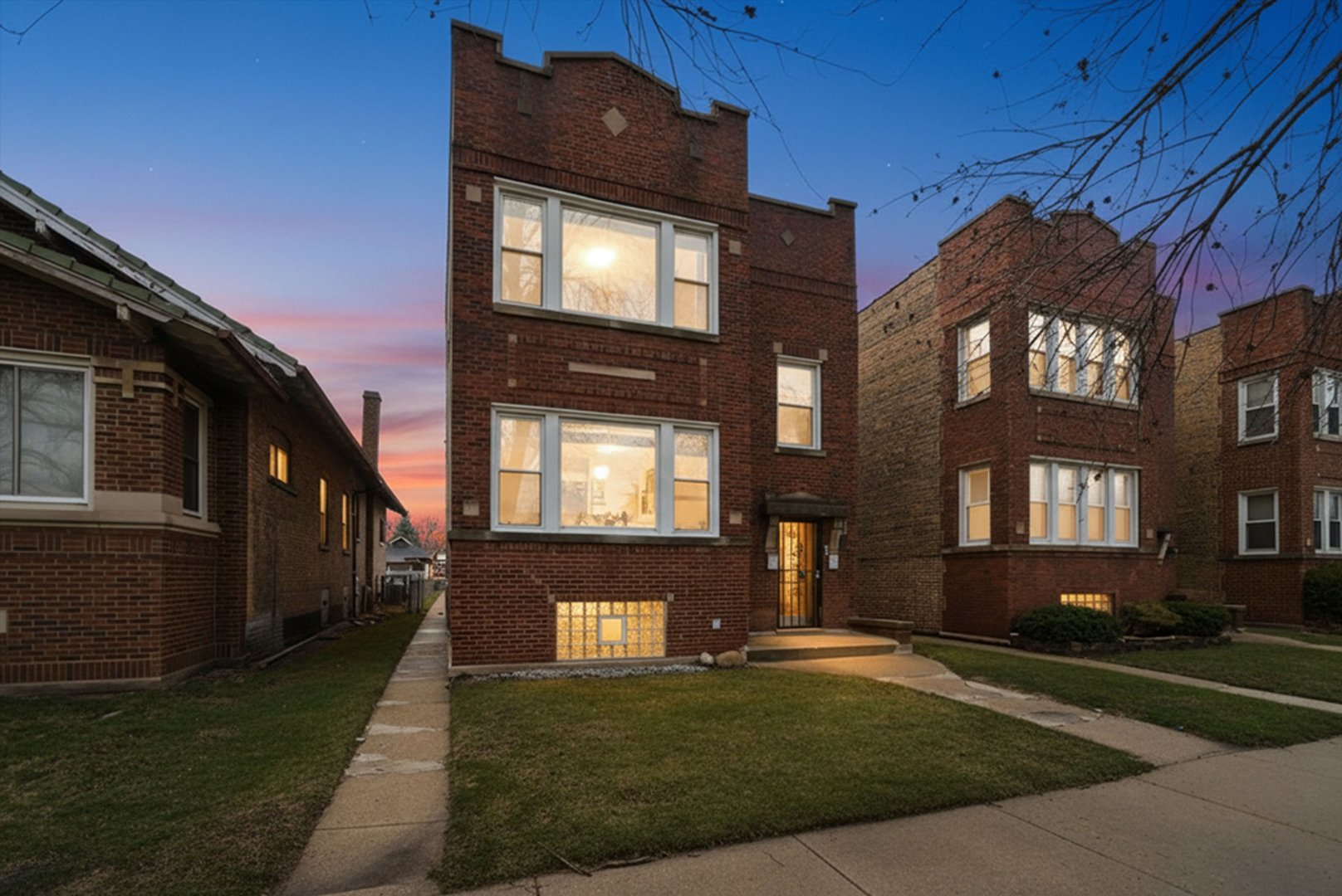 7212 S INDIANA Avenue, Chicago, IL 60619